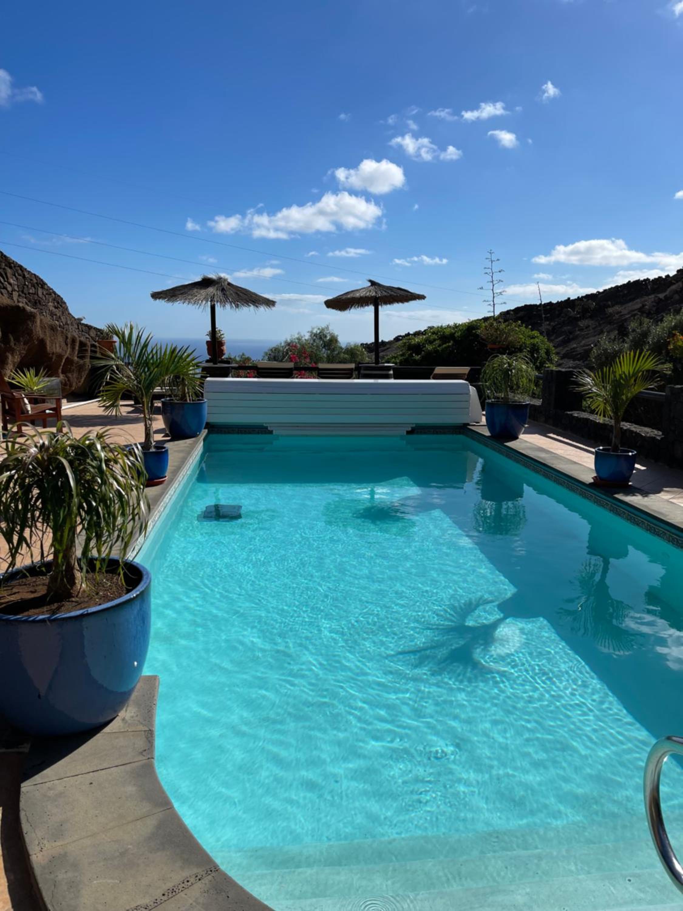 Castillo Lanzarote Villa Bentley - Luxury Villa -sleep in a volcanic cave photo 2