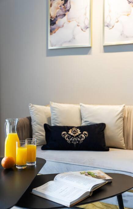 2 BR Apartment in Natan Strauss St Jerusalem Israel view 2