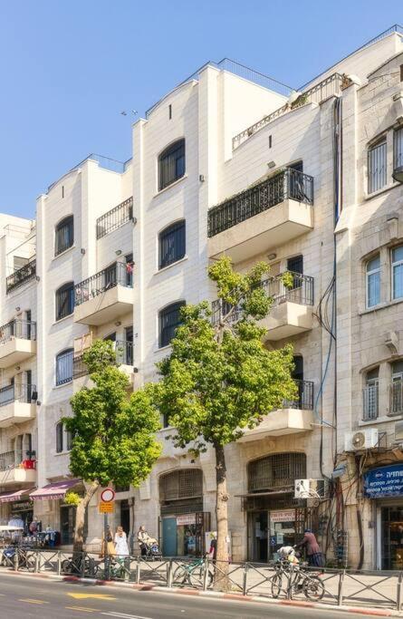 Kosher 2BDR Apartment in NatanStrauss B St Jerusalem Israel view 3