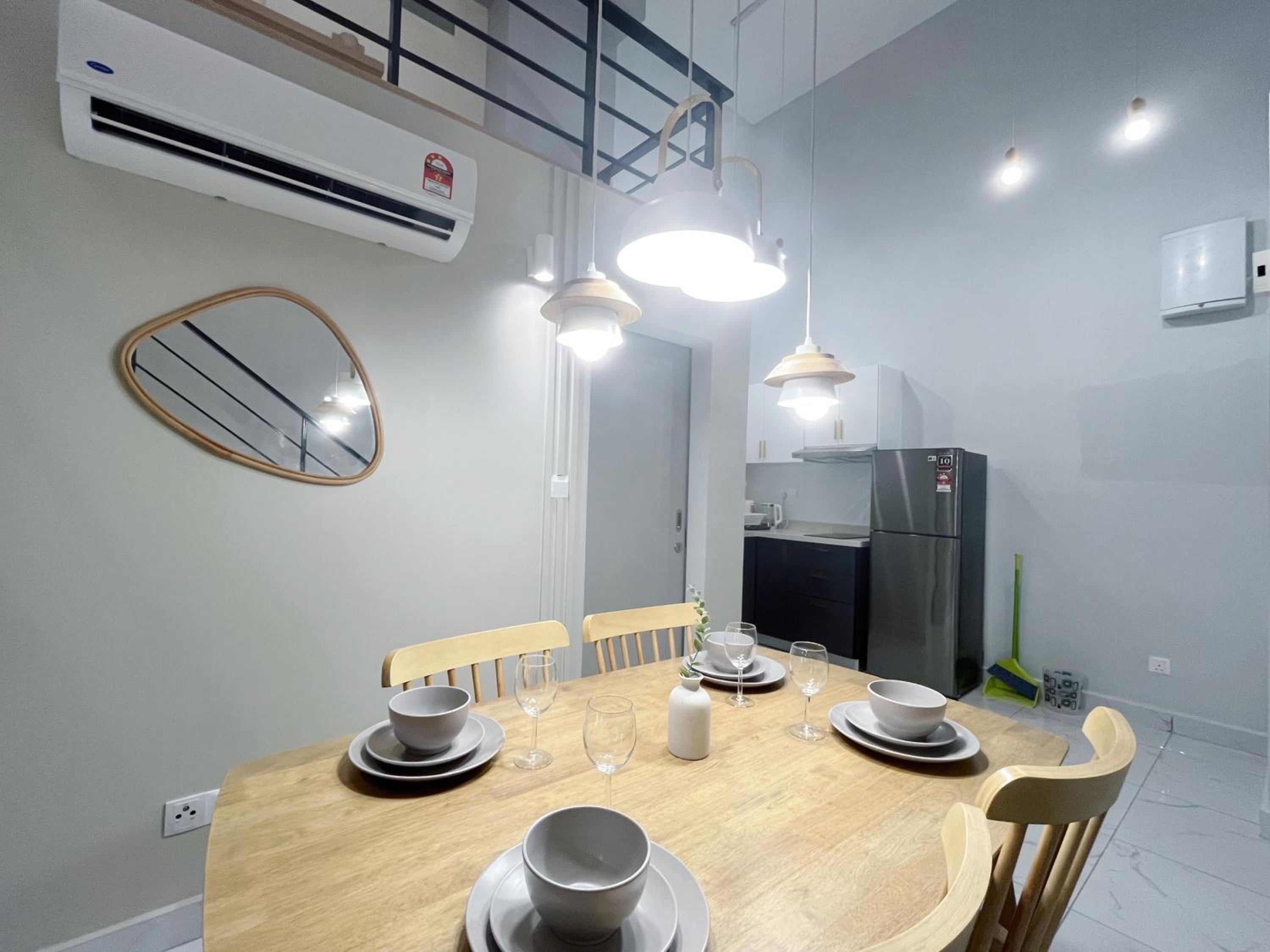 NJ Homestay@Arte Cheras