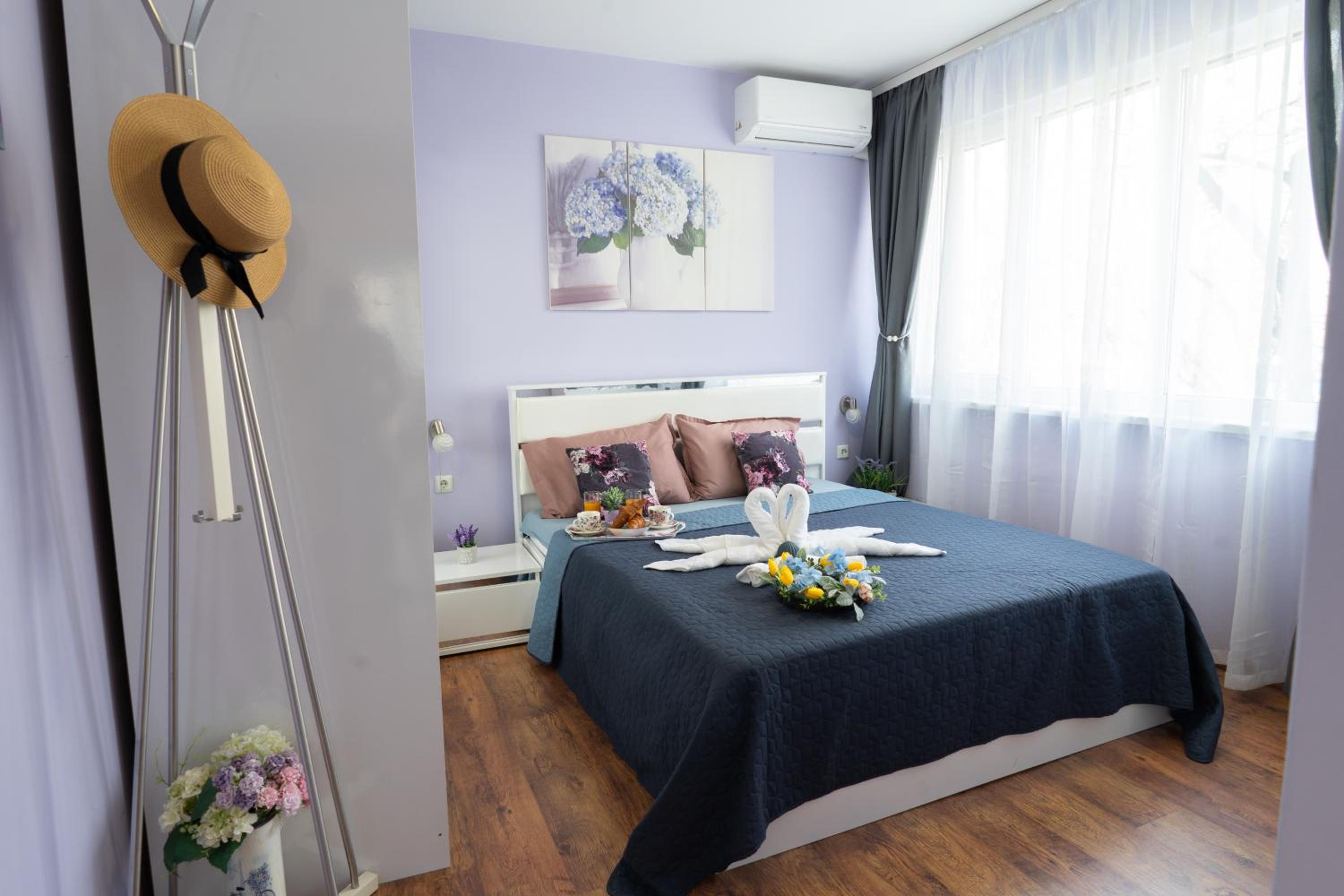 Luxury 2BR Retreat in Central Varna
