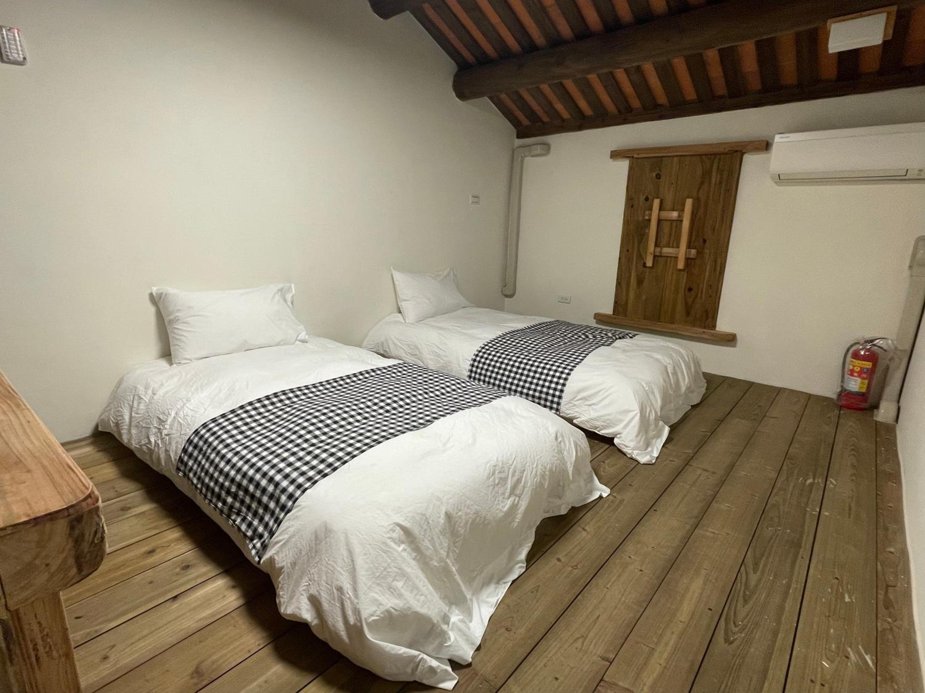 Sunshine Music Traditional Guesthouse view 4