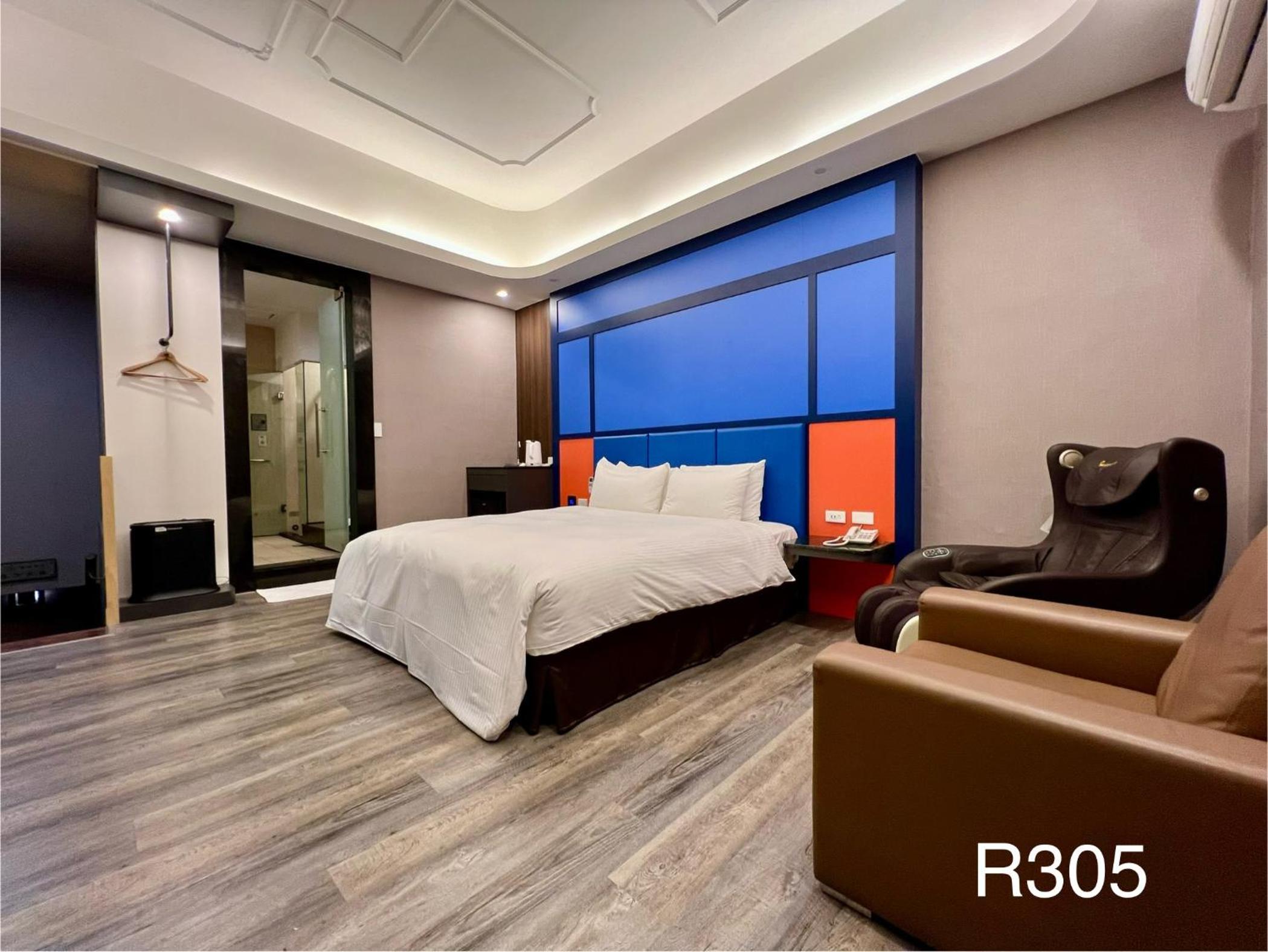 Photo 65