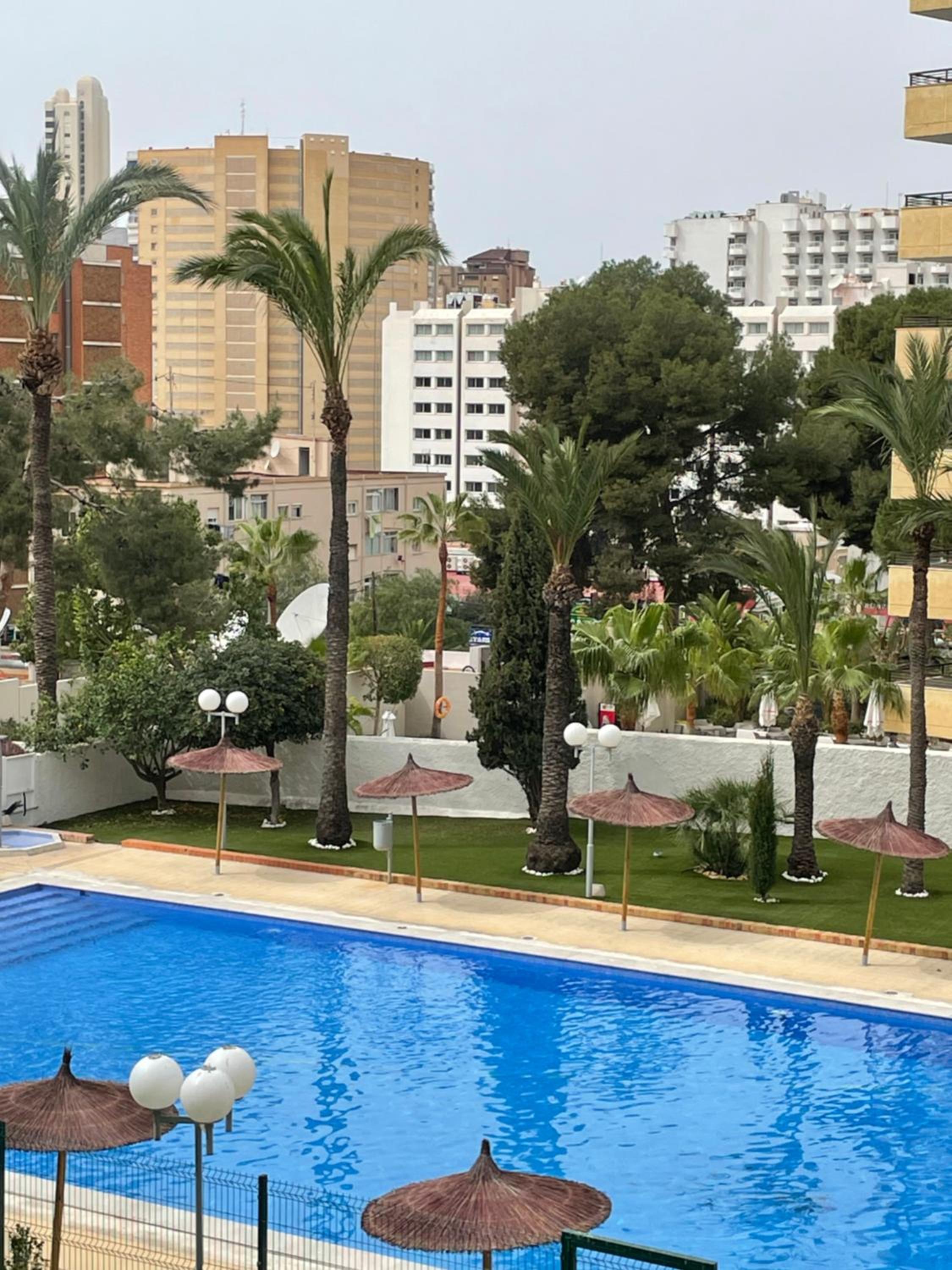 BERMUDAS-TURIS Apartamentos