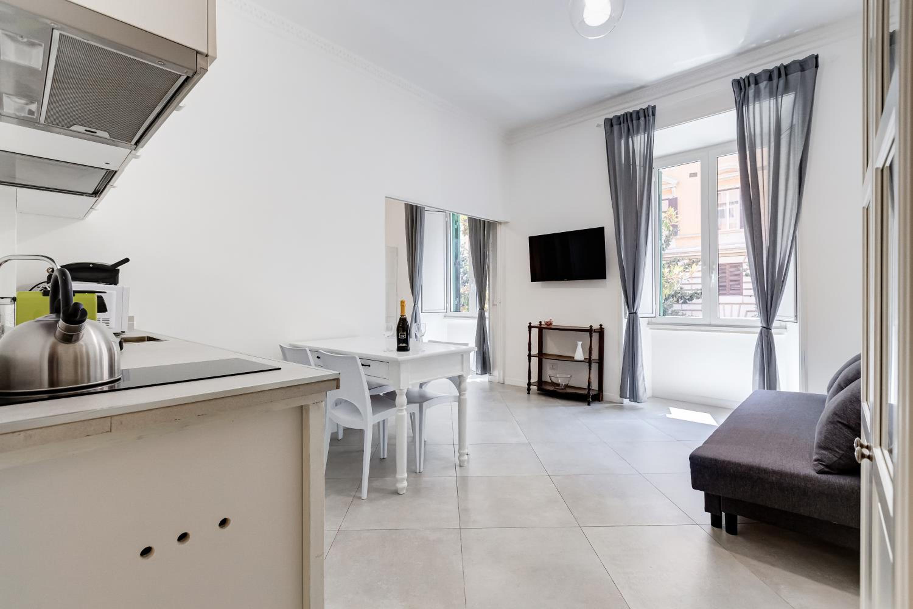 BDC Alpha & Omega in Monti district with 2bath