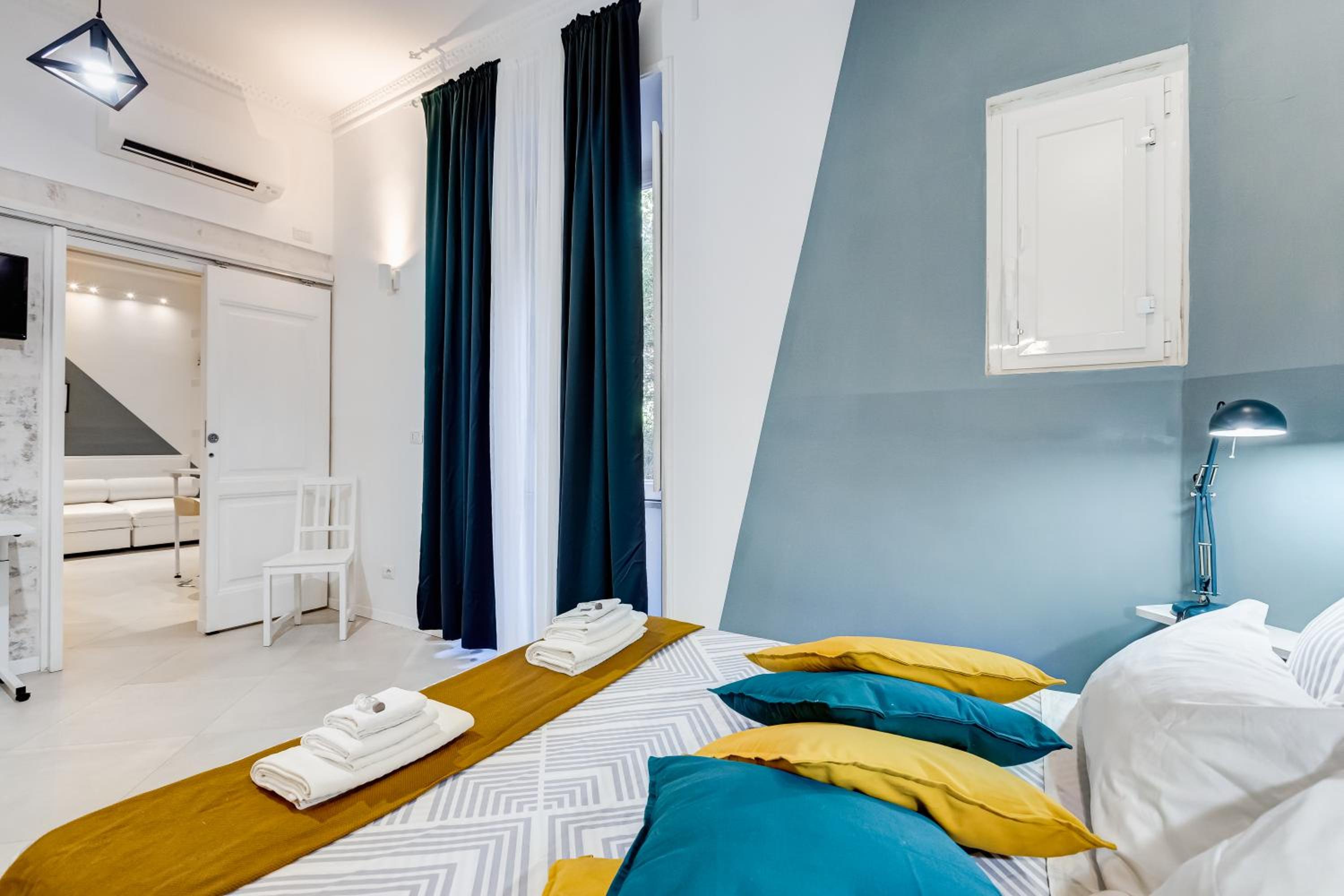 BDC Alpha & Omega in Monti district with 2bath