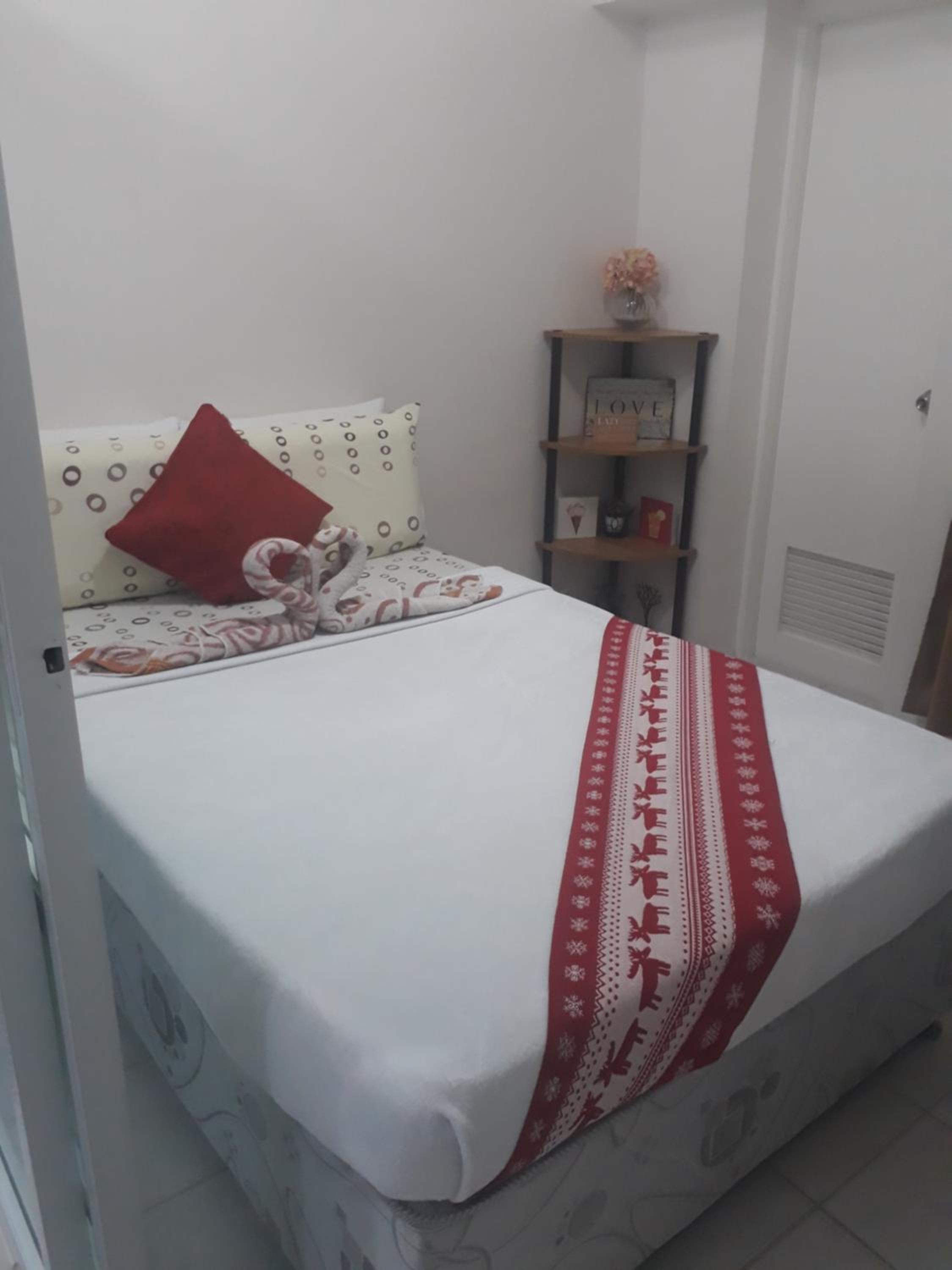 Tagaytay Cityland Family Room by Happynest Staycation