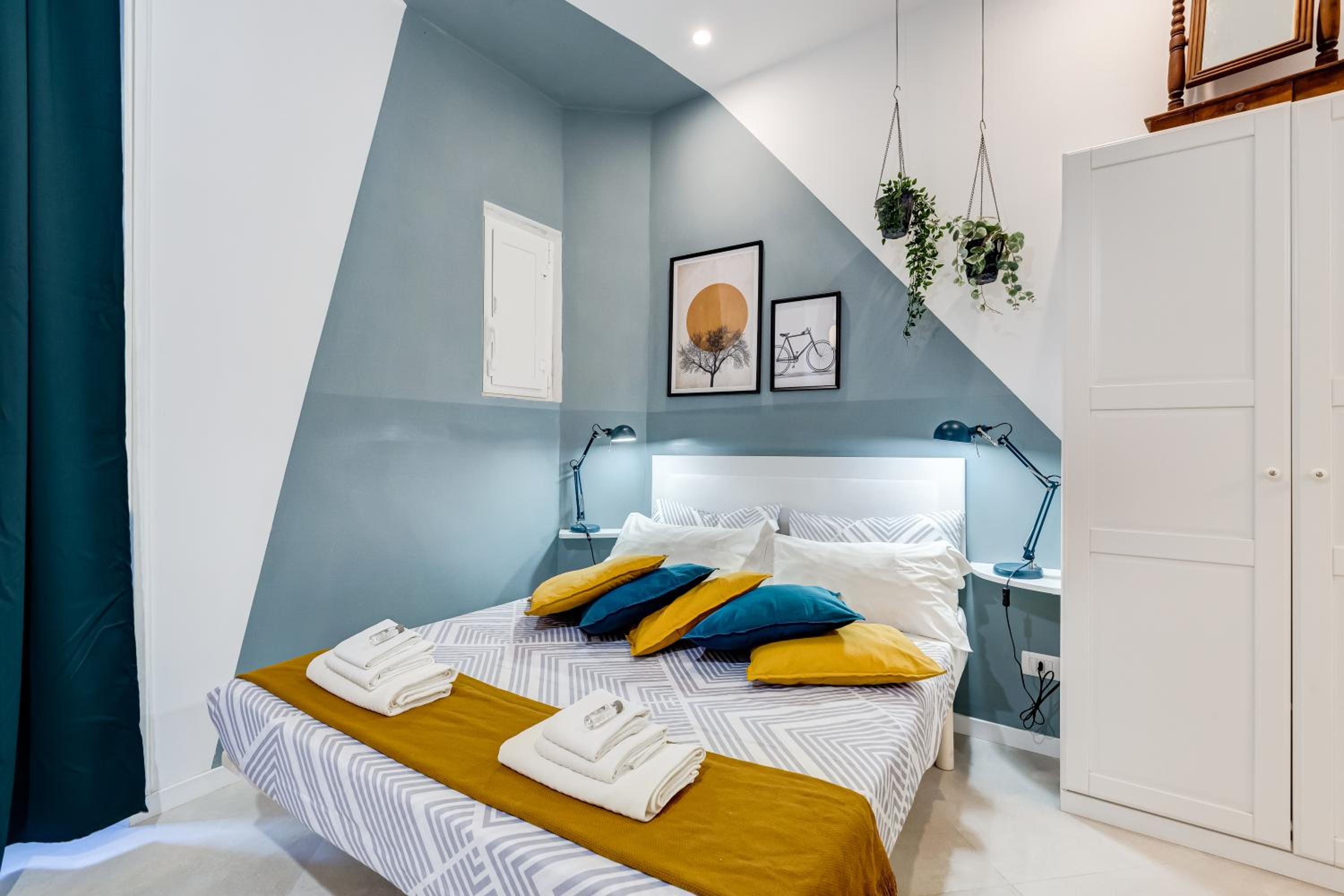 BDC Alpha & Omega in Monti district with 2bath