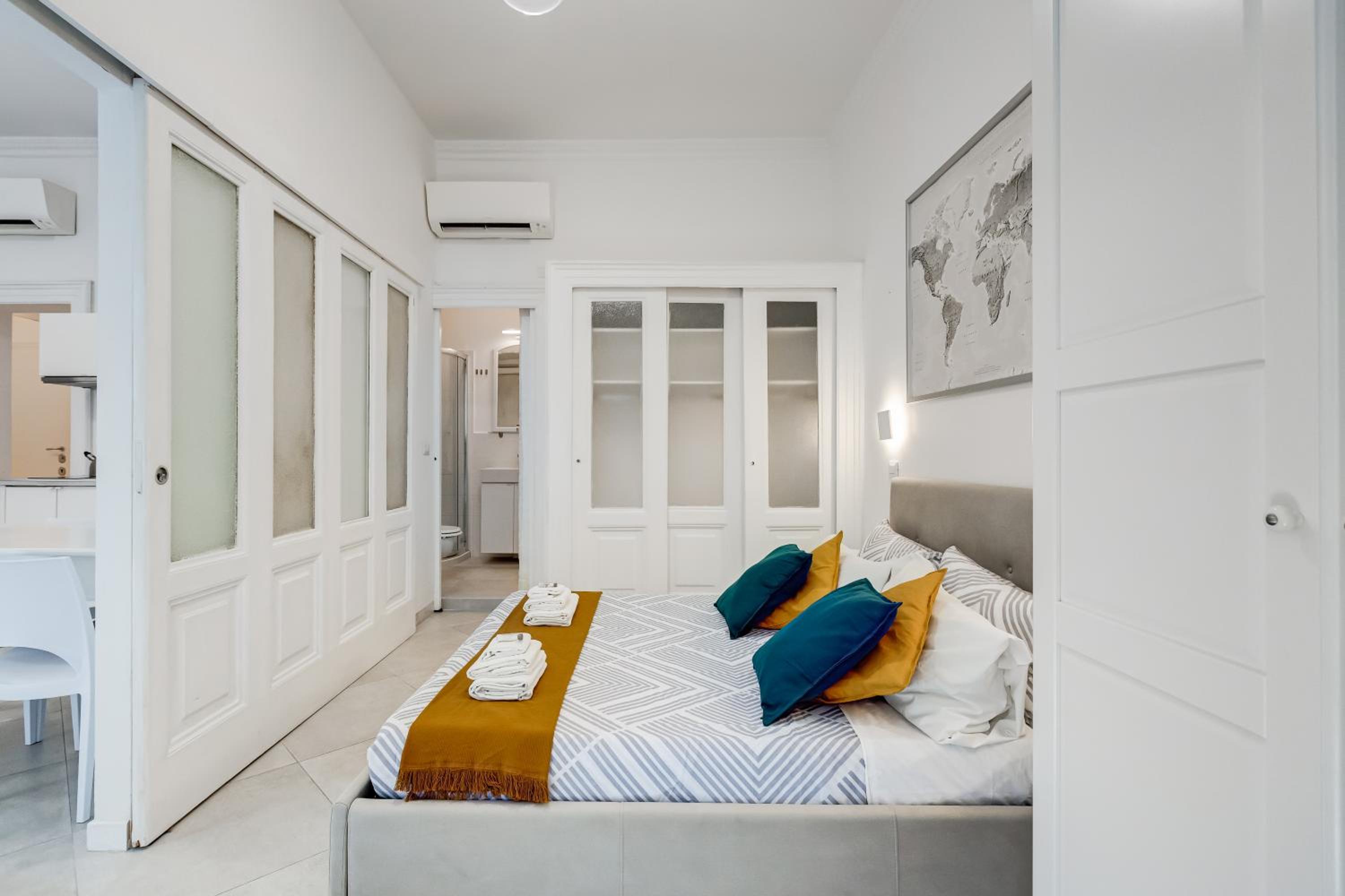 BDC Alpha & Omega in Monti district with 2bath