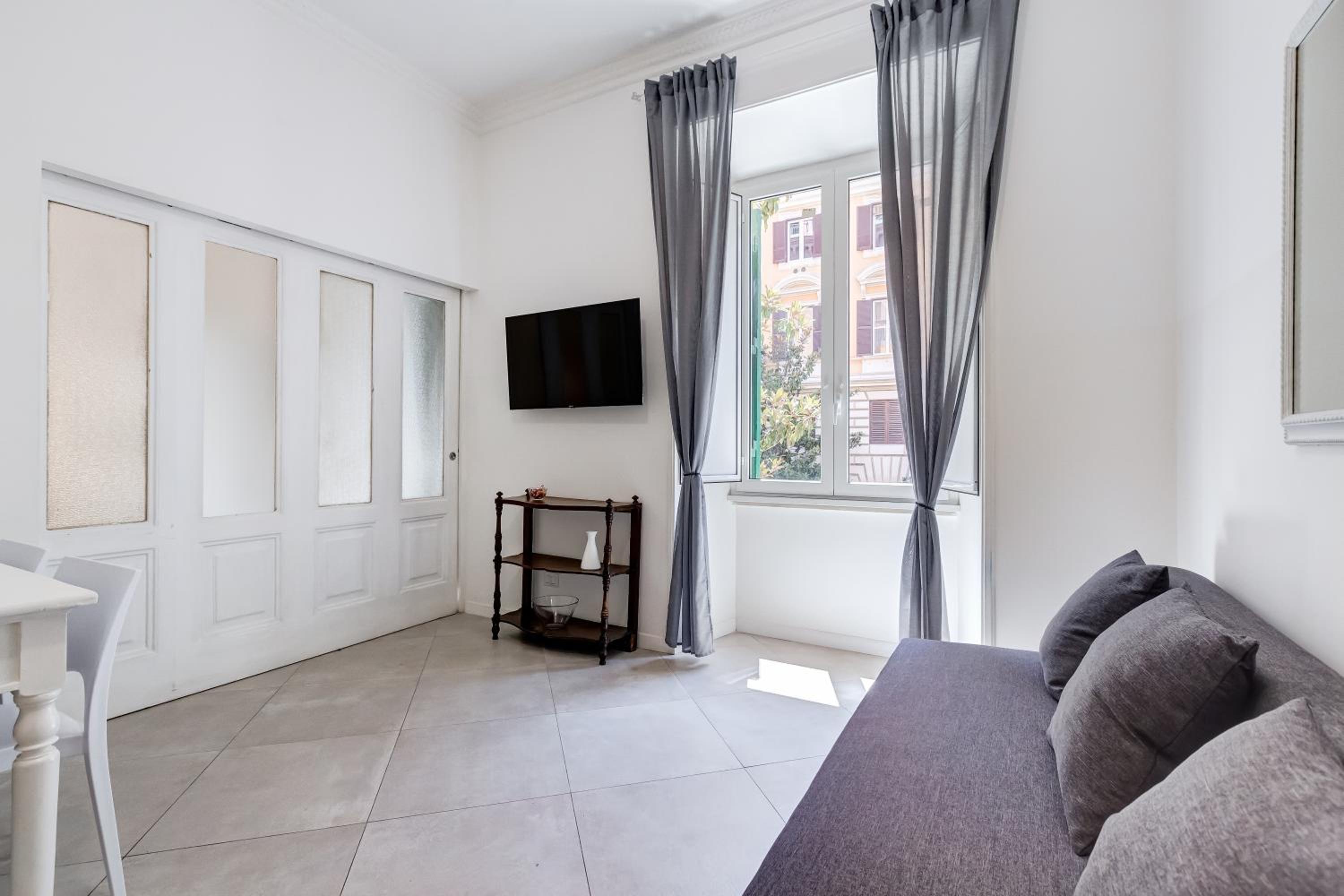 BDC Alpha & Omega in Monti district with 2bath