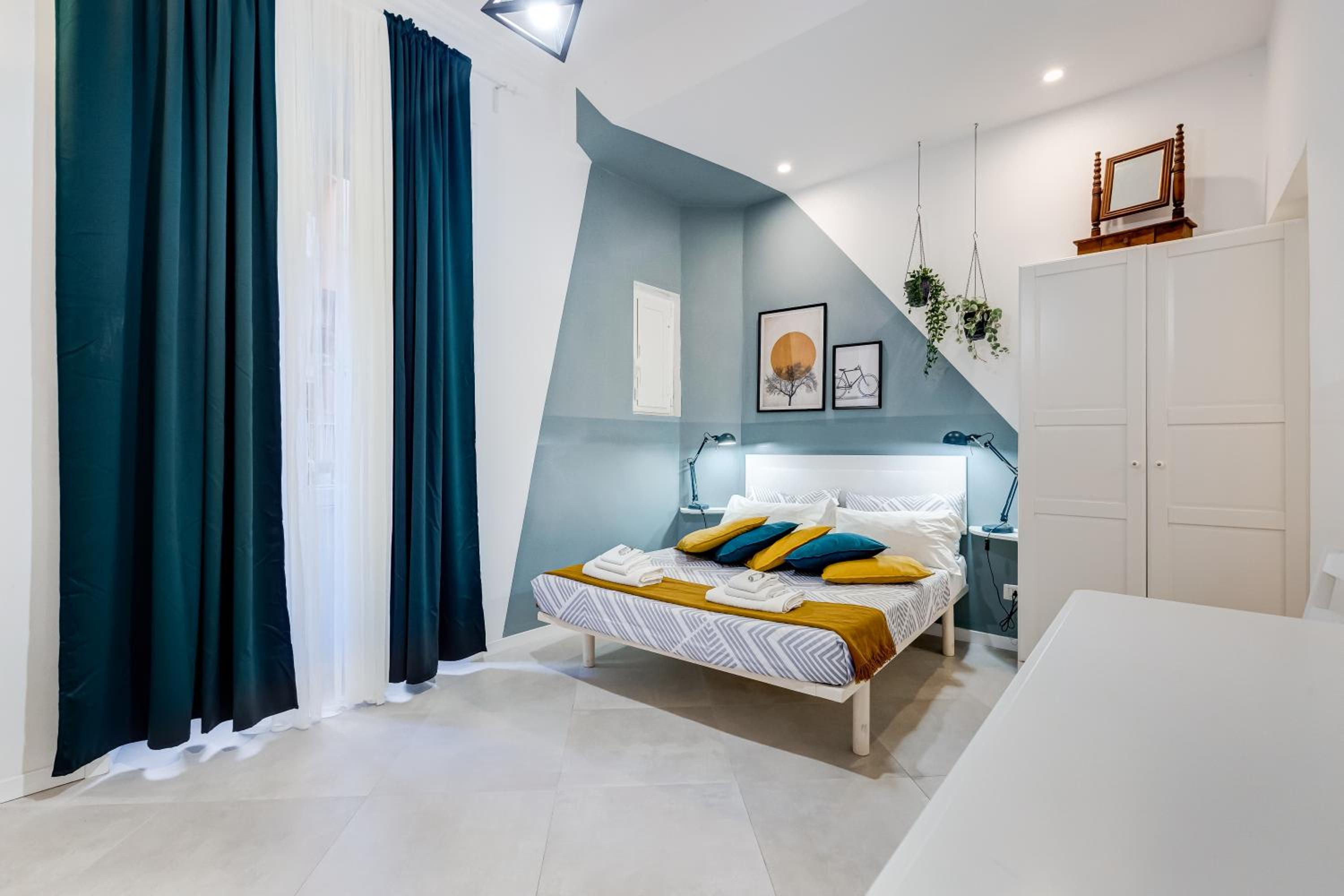 BDC Alpha & Omega in Monti district with 2bath