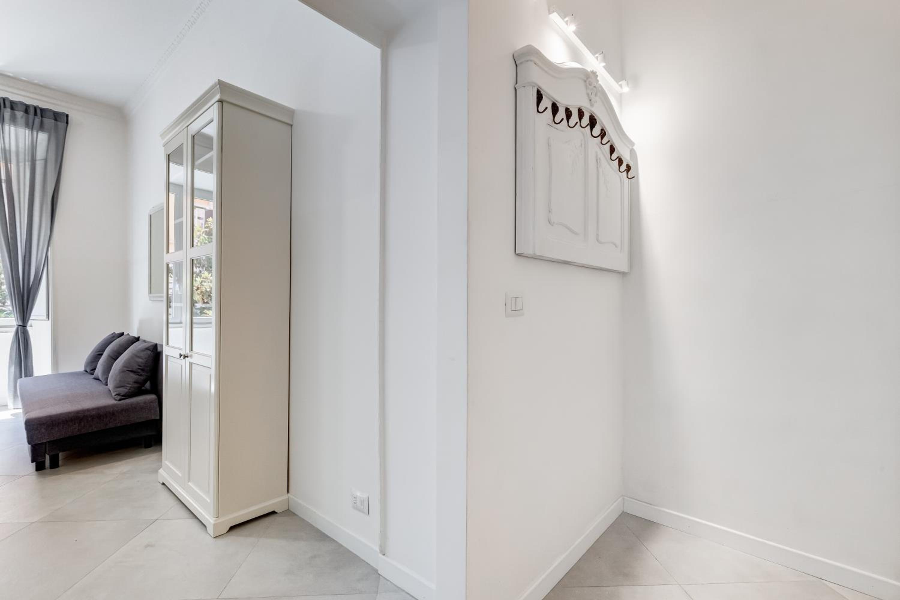 BDC Alpha & Omega in Monti district with 2bath