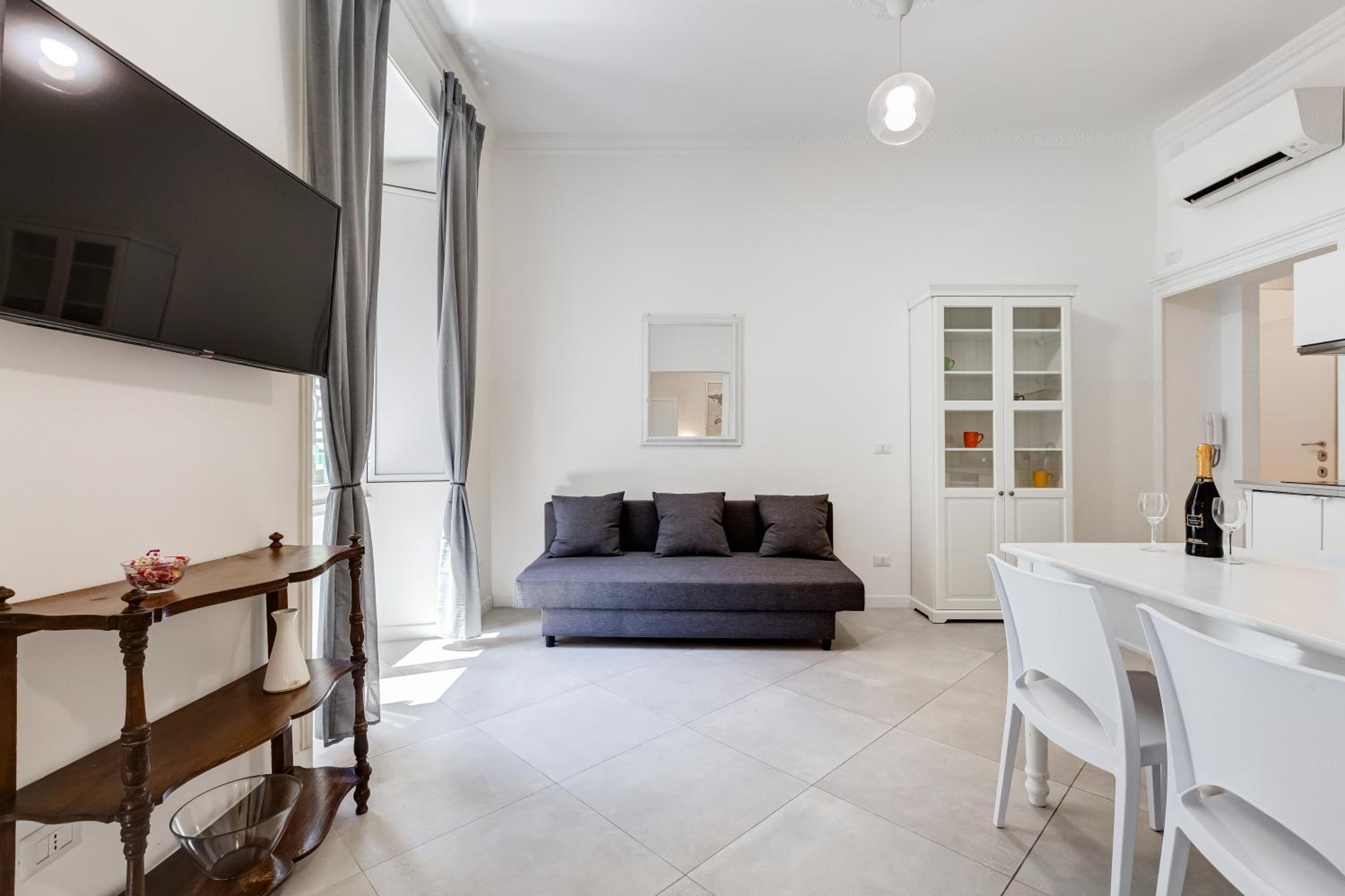 BDC Alpha & Omega in Monti district with 2bath
