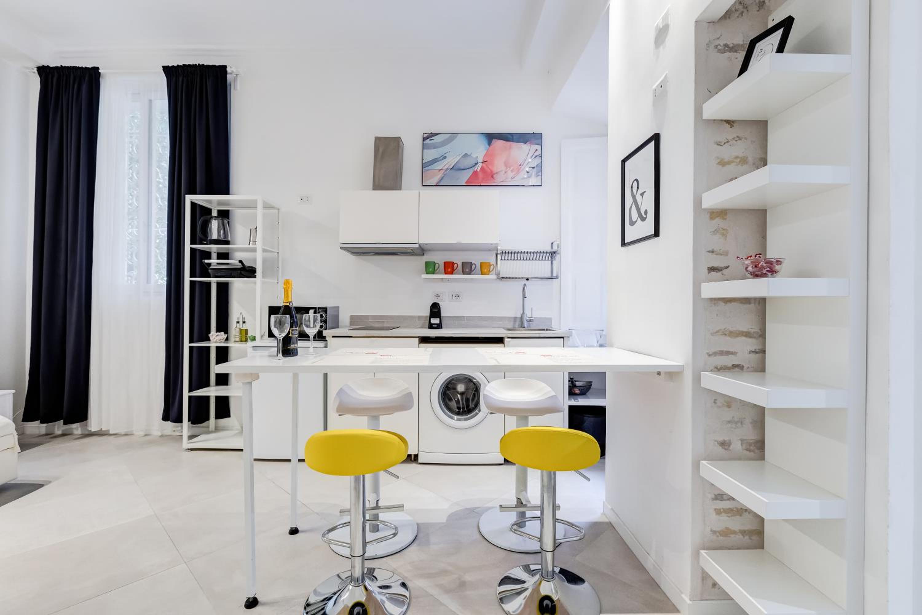 BDC Alpha & Omega in Monti district with 2bath