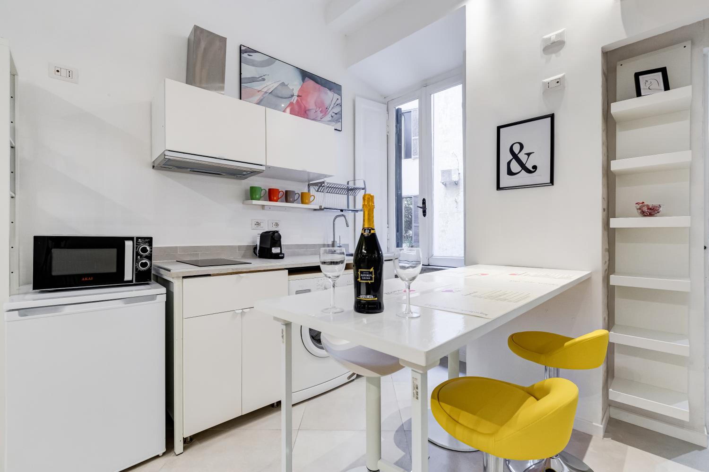 BDC Alpha & Omega in Monti district with 2bath