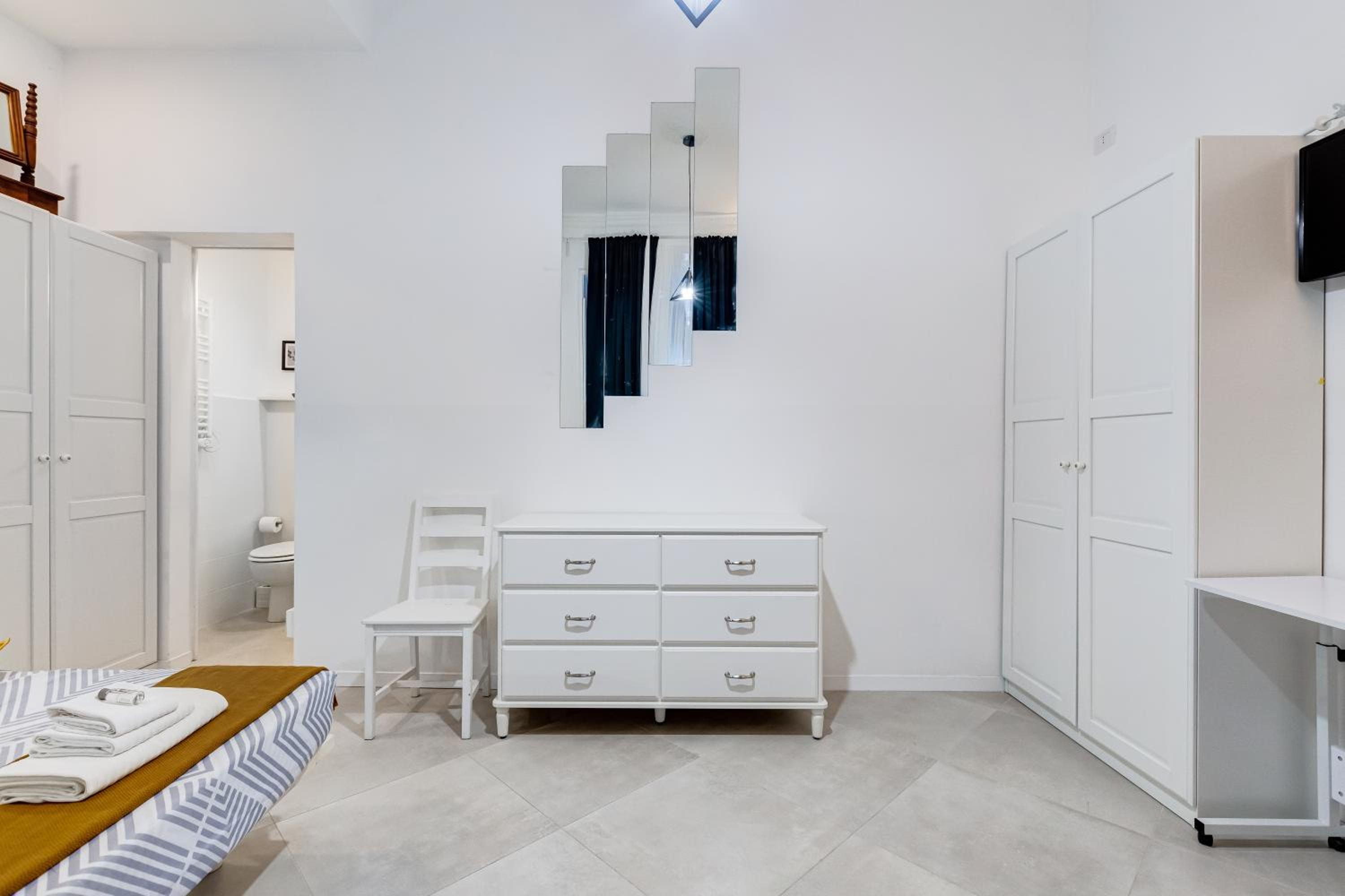BDC Alpha & Omega in Monti district with 2bath