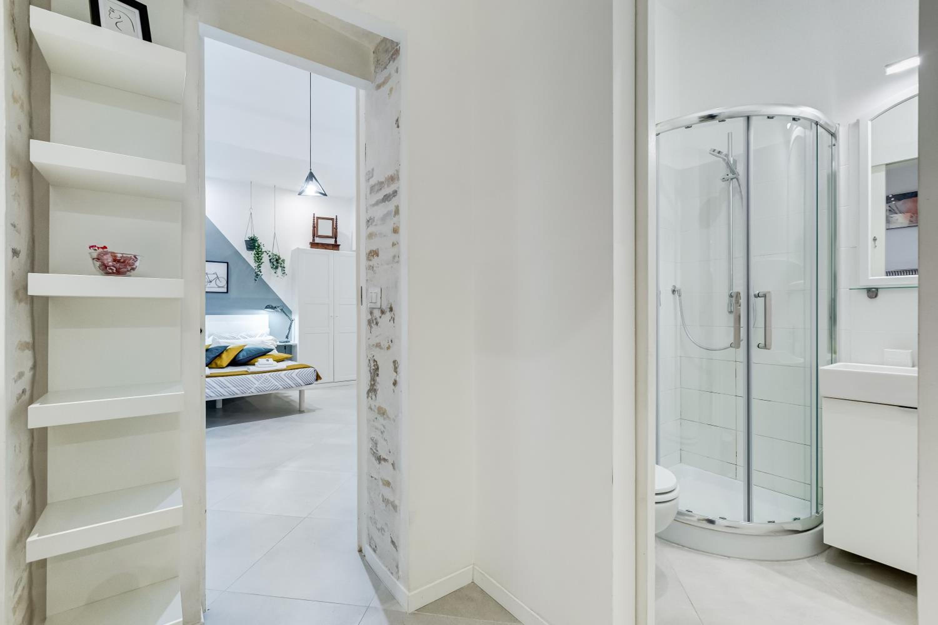 BDC Alpha & Omega in Monti district with 2bath