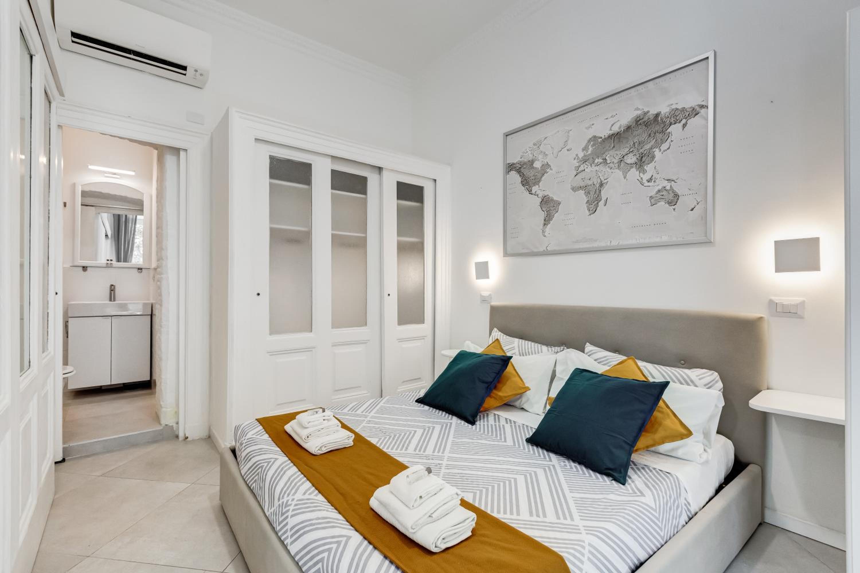 BDC Alpha & Omega in Monti district with 2bath