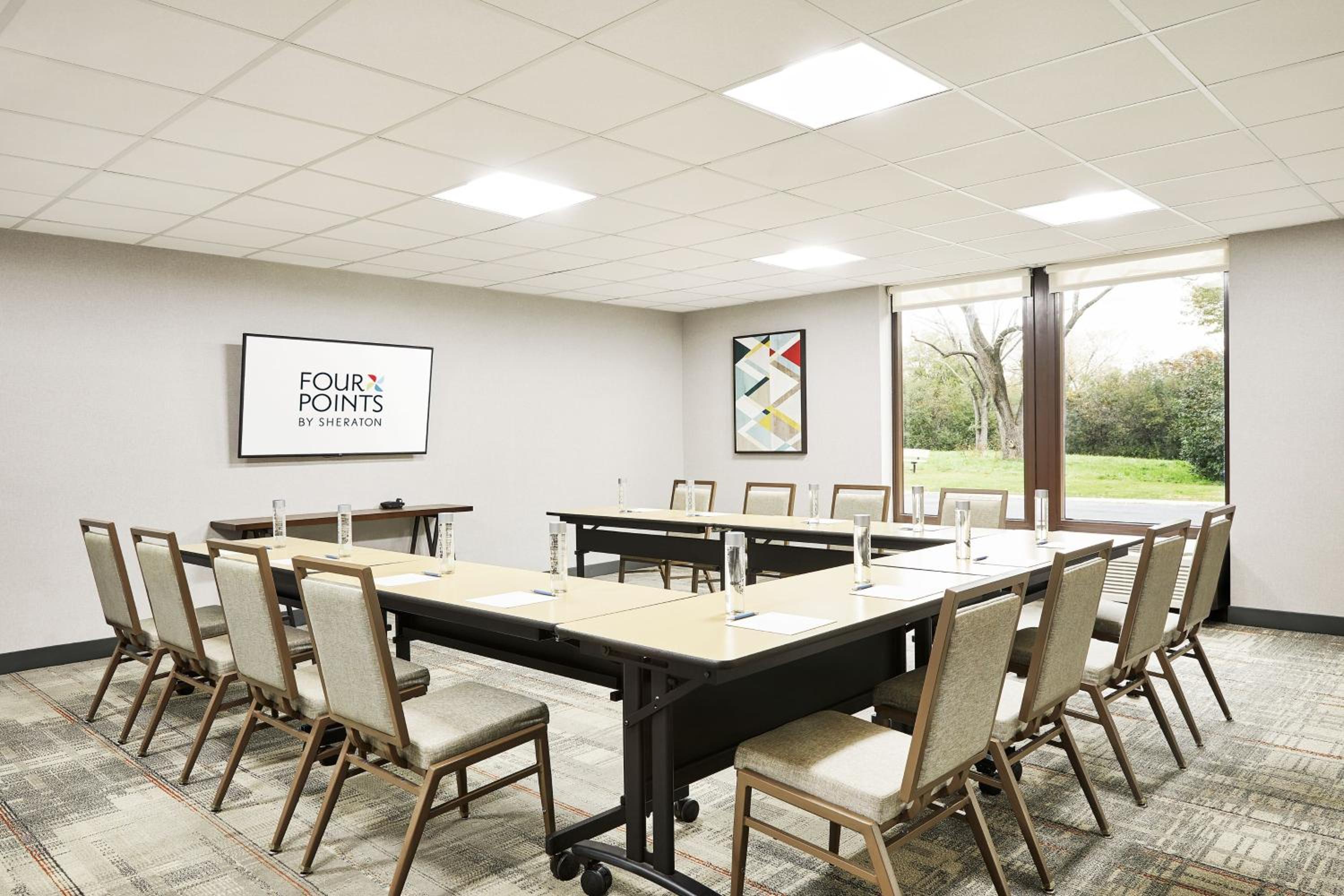 Four Points by Sheraton Chicago Westchester/Oak Brook - Property Image 31
