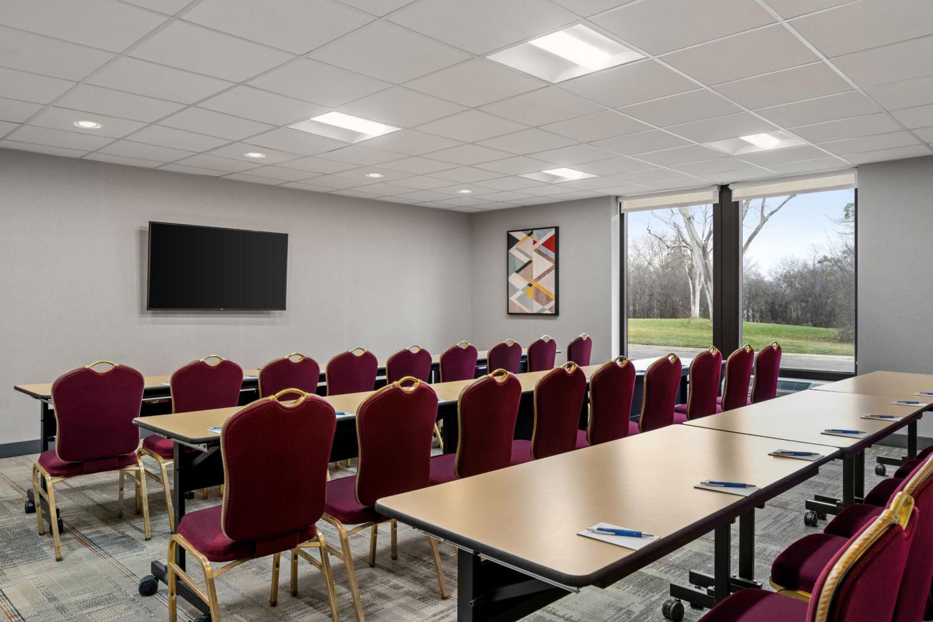 Four Points by Sheraton Chicago Westchester/Oak Brook - Property Image 32