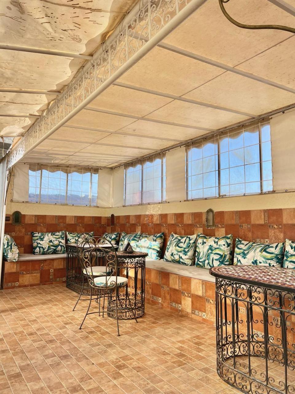 Riad Najiba — photo 119