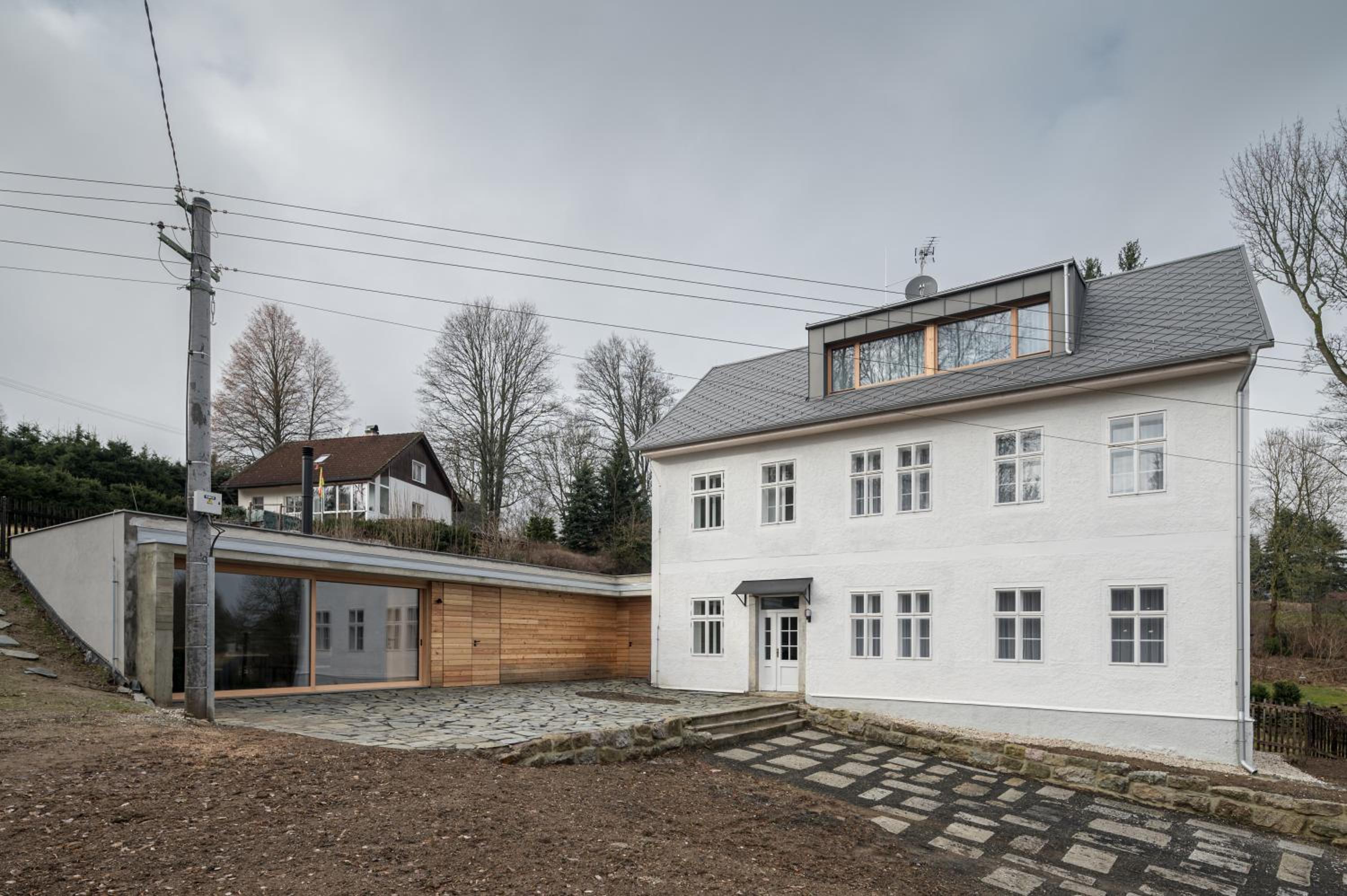 Stará škola - Alte Schule, Loučná