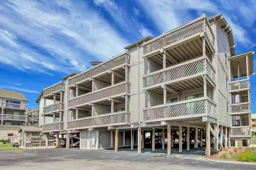 Hotel Shipwatch Pointe I ~ 2B/2B condo ~ Shore Drive - Image 1