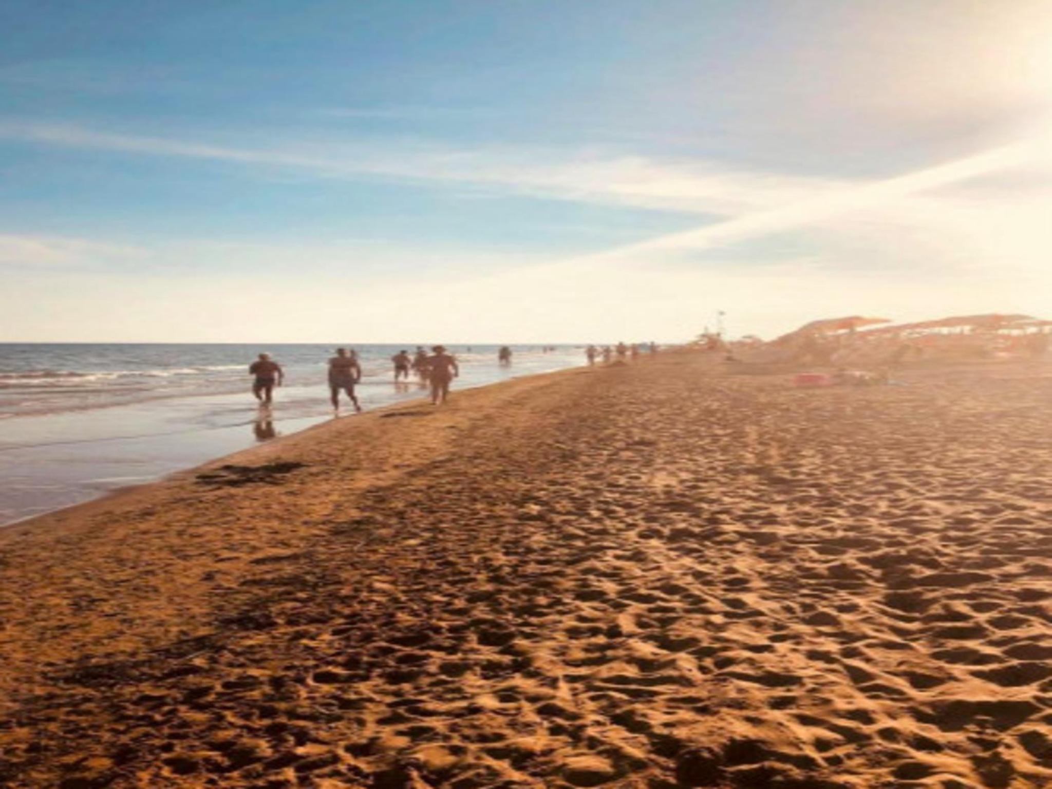 Flat in a residence with shared pool photo 3