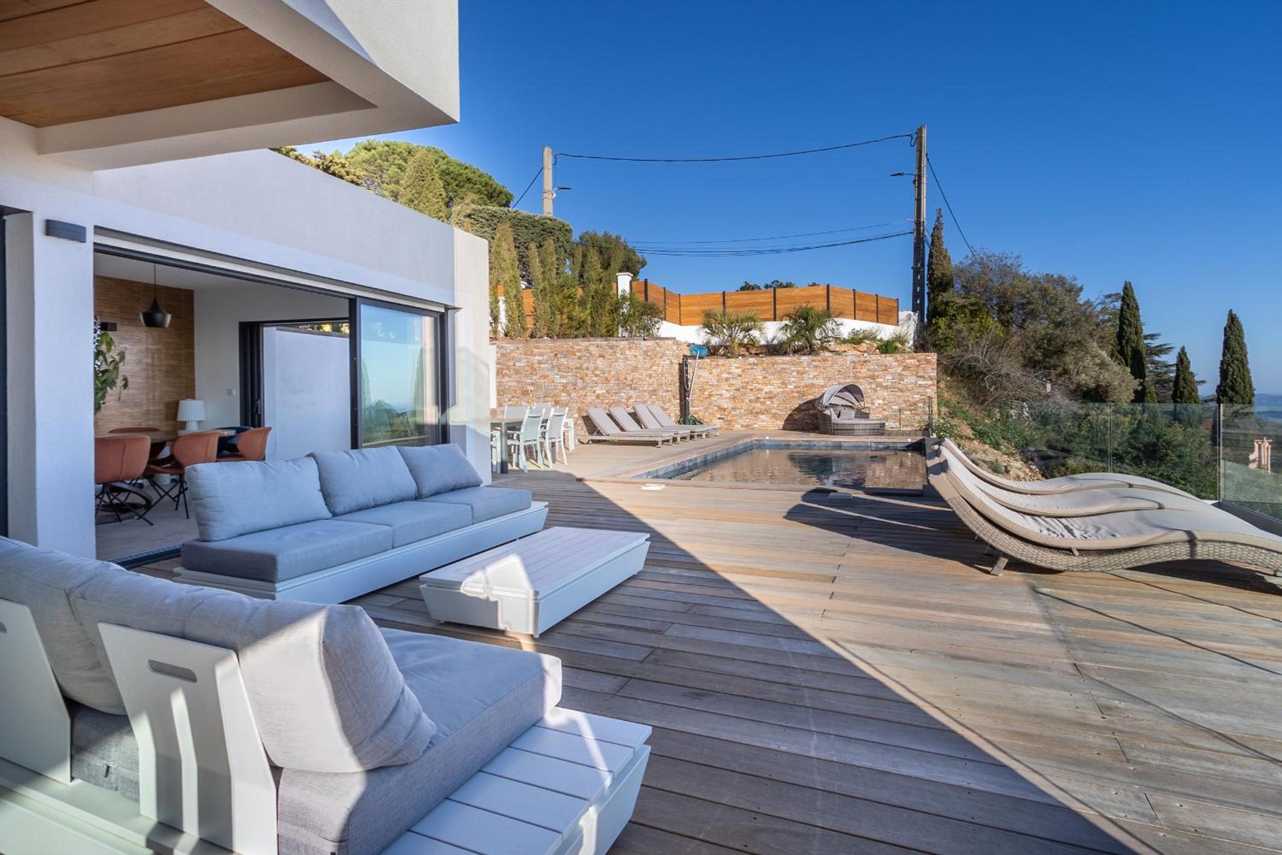 Villa 5 Etoiles vue sur les Iles d'Or Carqueiranne Sea and Mountain Pleasure Villa Vue Mer La Californie