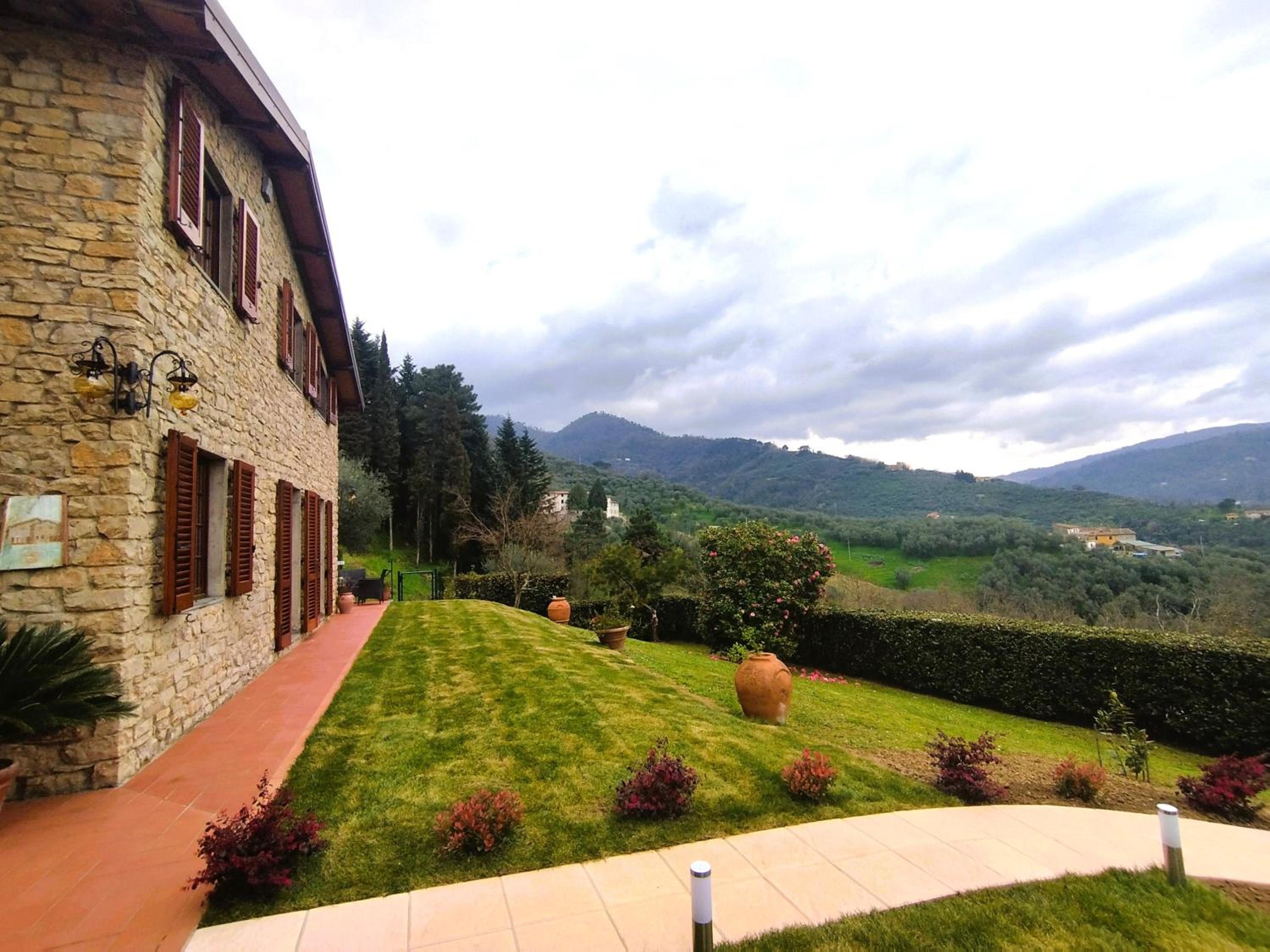 Villa Camelia Tuscany