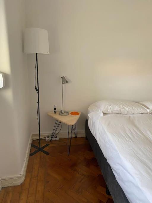 A lovely flat in Heart of Lisbon Campo de Ourique view 4