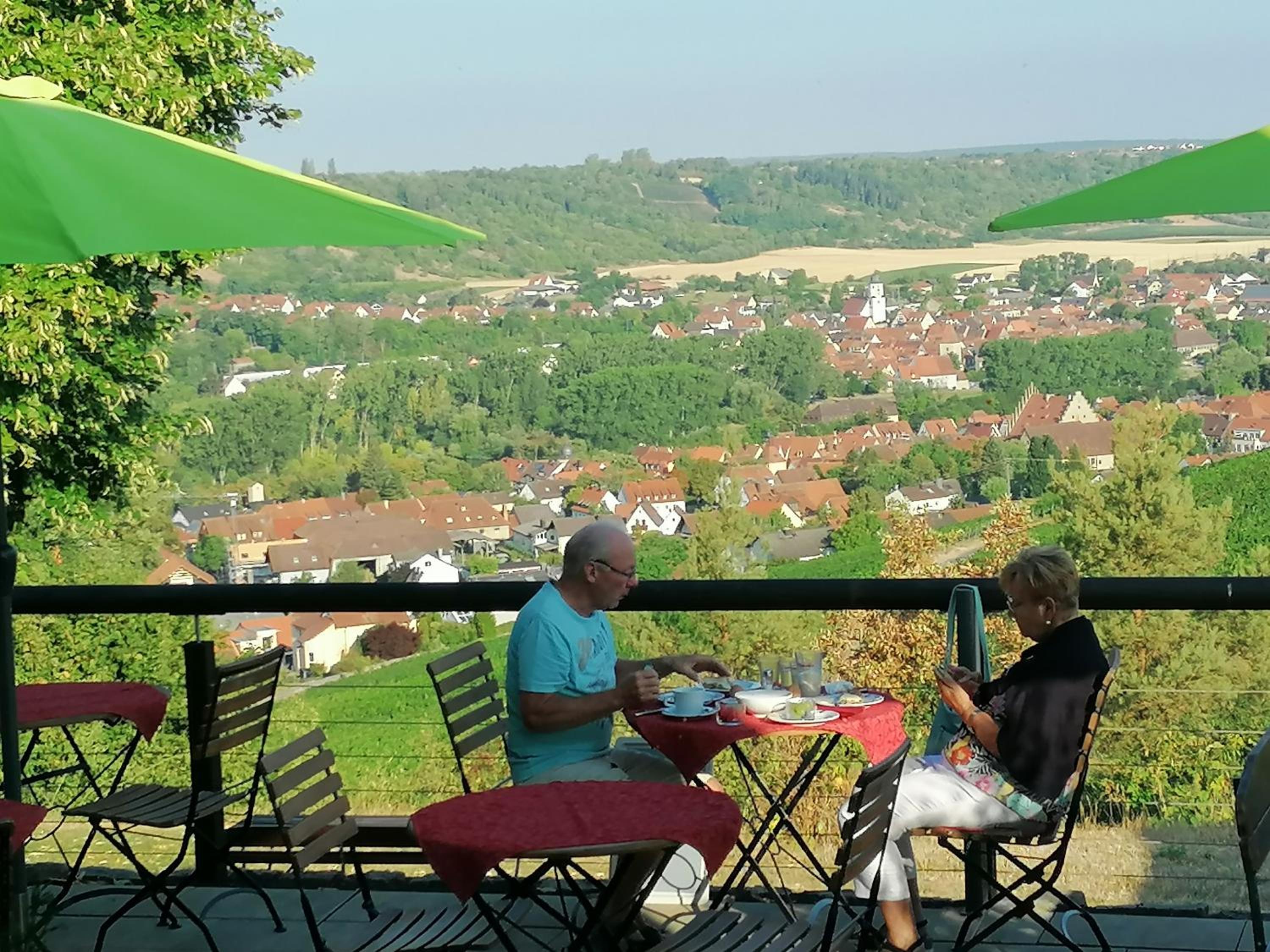 Kirschberghof Gästehaus und Weinverkauf