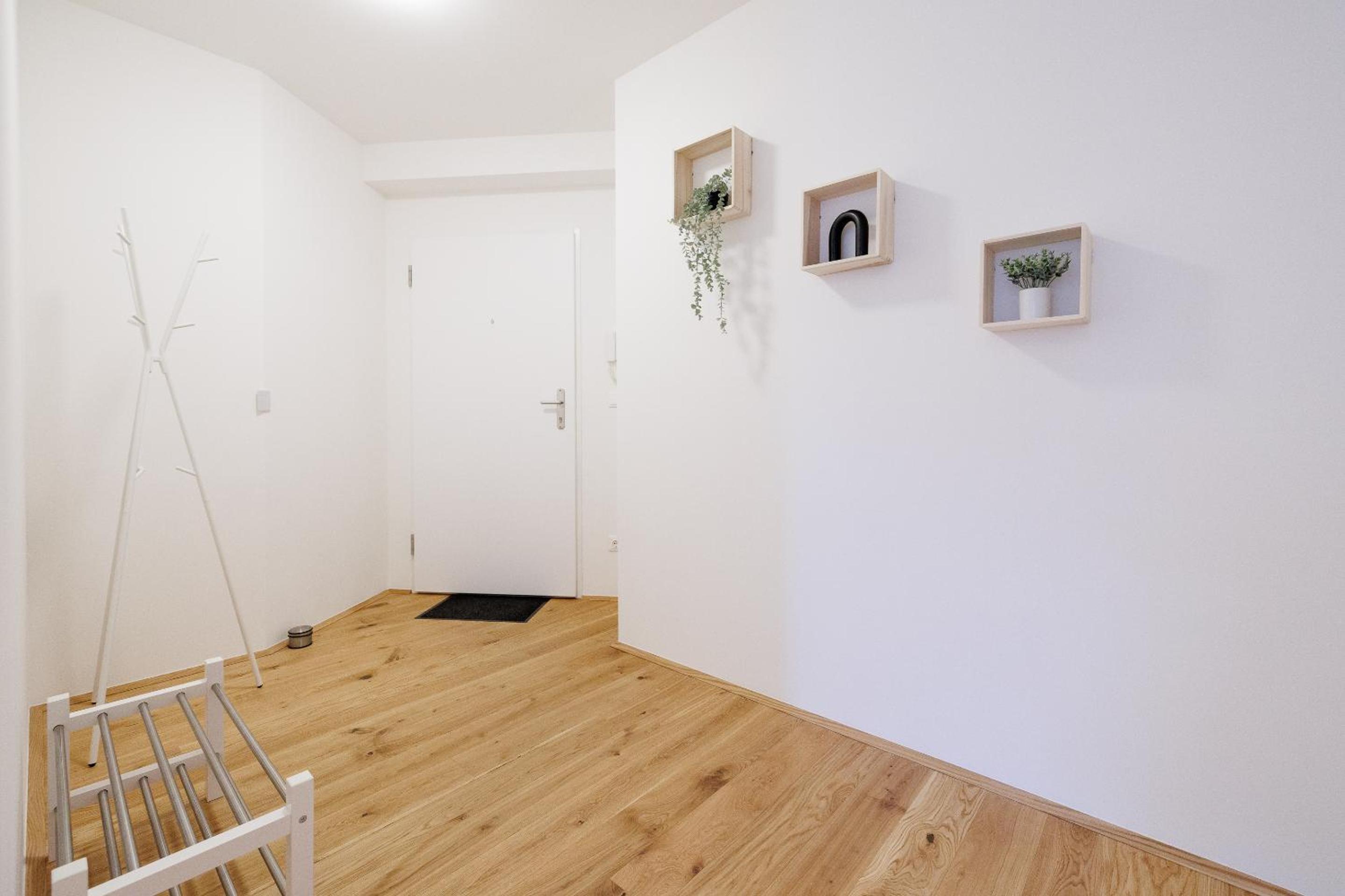 SYMPHONY Apartments 40 - Modern Loft with Terrace and Grill in Central Location
