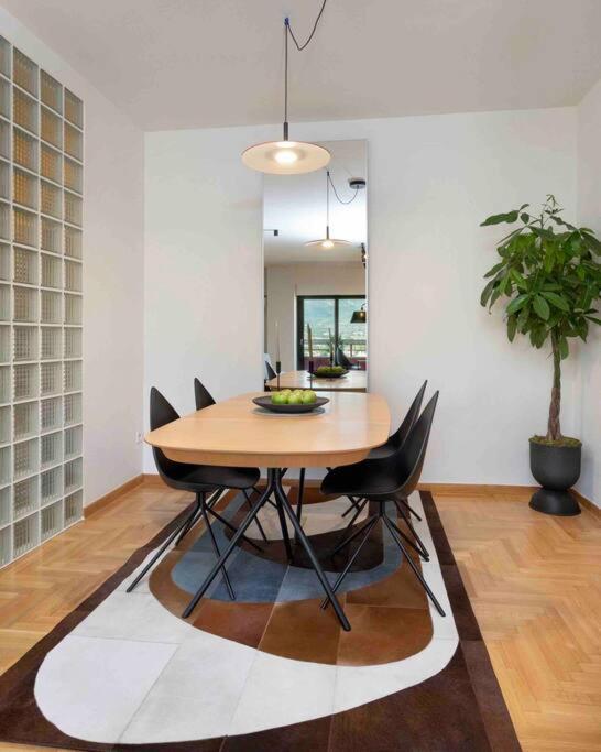 Apollo Tower Athens Center 360oView Luxury Apt