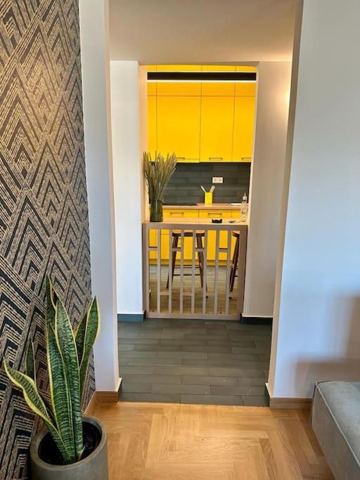 Apollo Tower Athens Center 360oView Luxury Apt