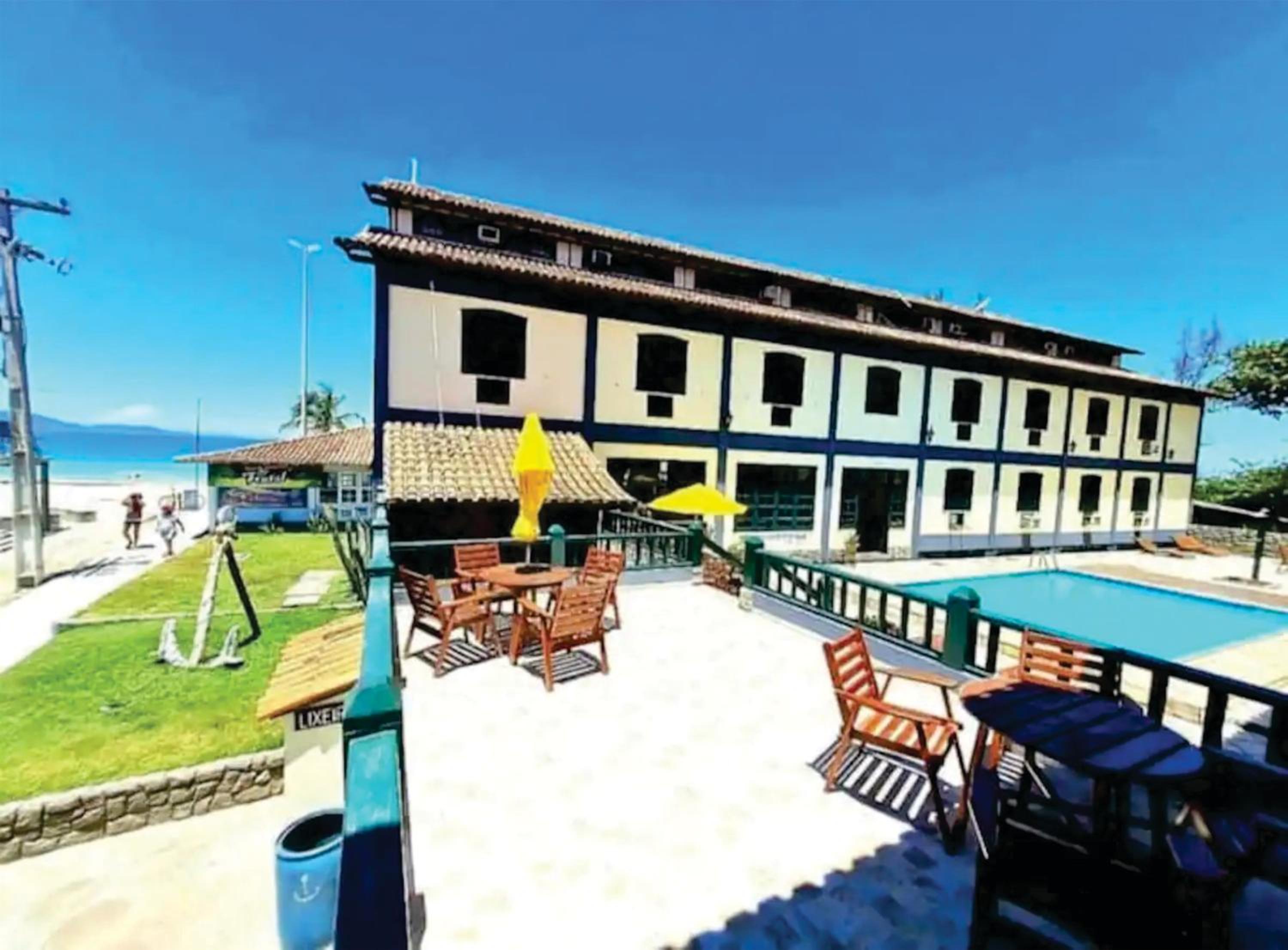 De frente a Praia do Peró, Da janela Maravilhe-se com a Vista! Apto tipo flat, Pé na Areia, Piscina, Wi Fi