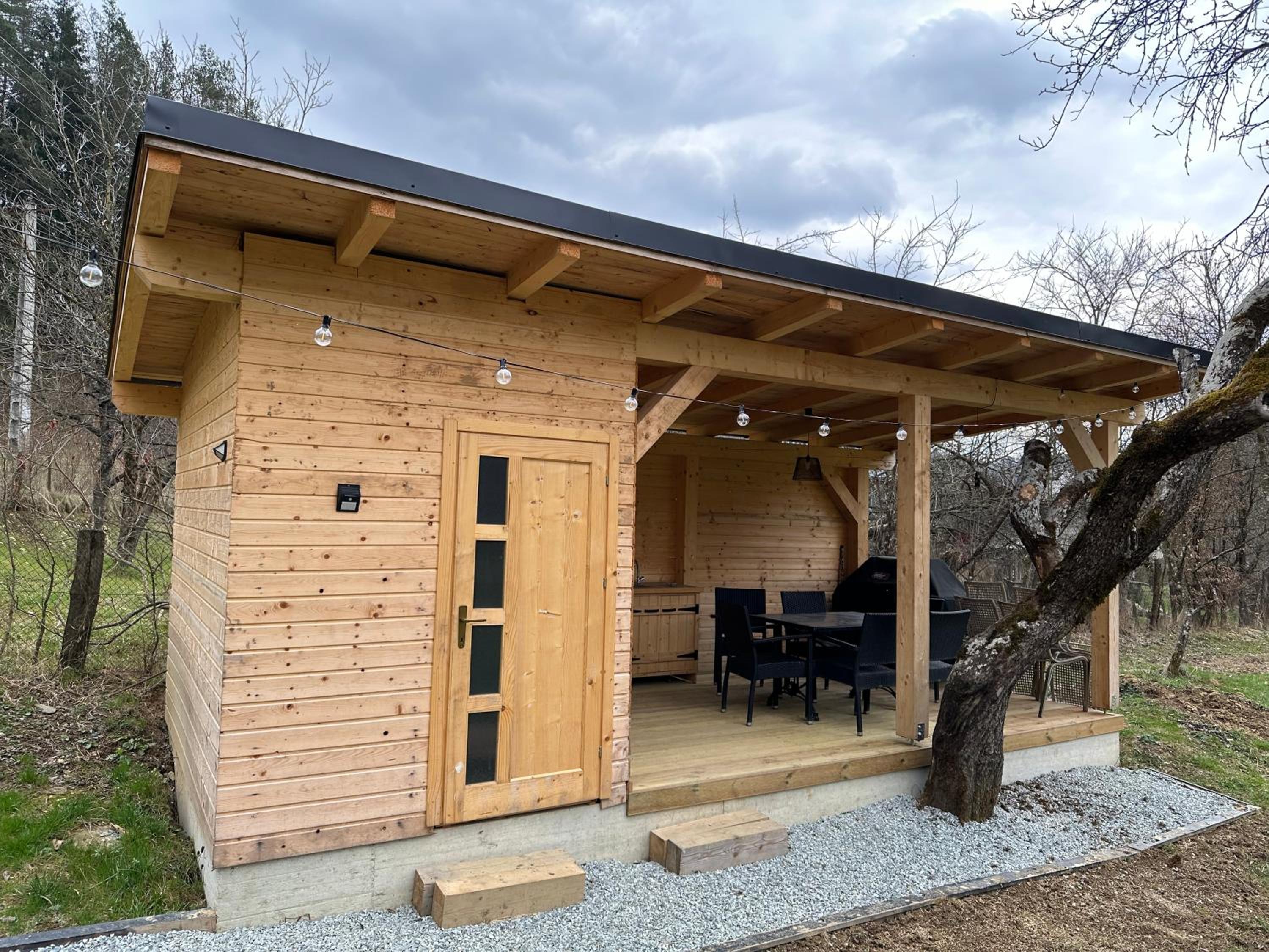 Biutiful Bungalow