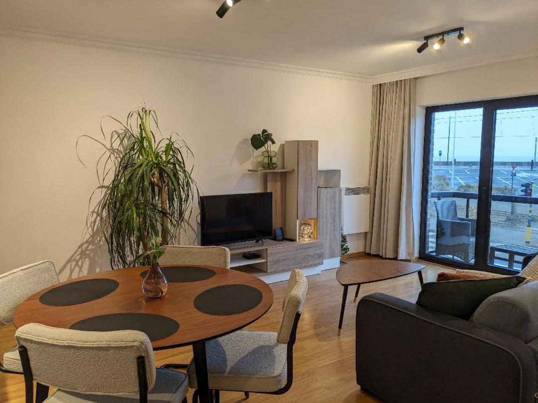 Vista Linda, leuk appartement vlak bij zeedijk en strand