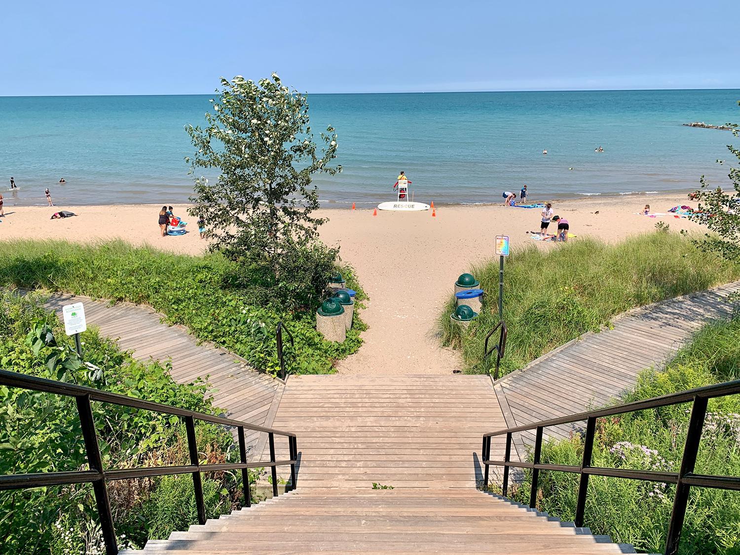 Beautiful Luxury Suite A & B of Shorewood Home view 2