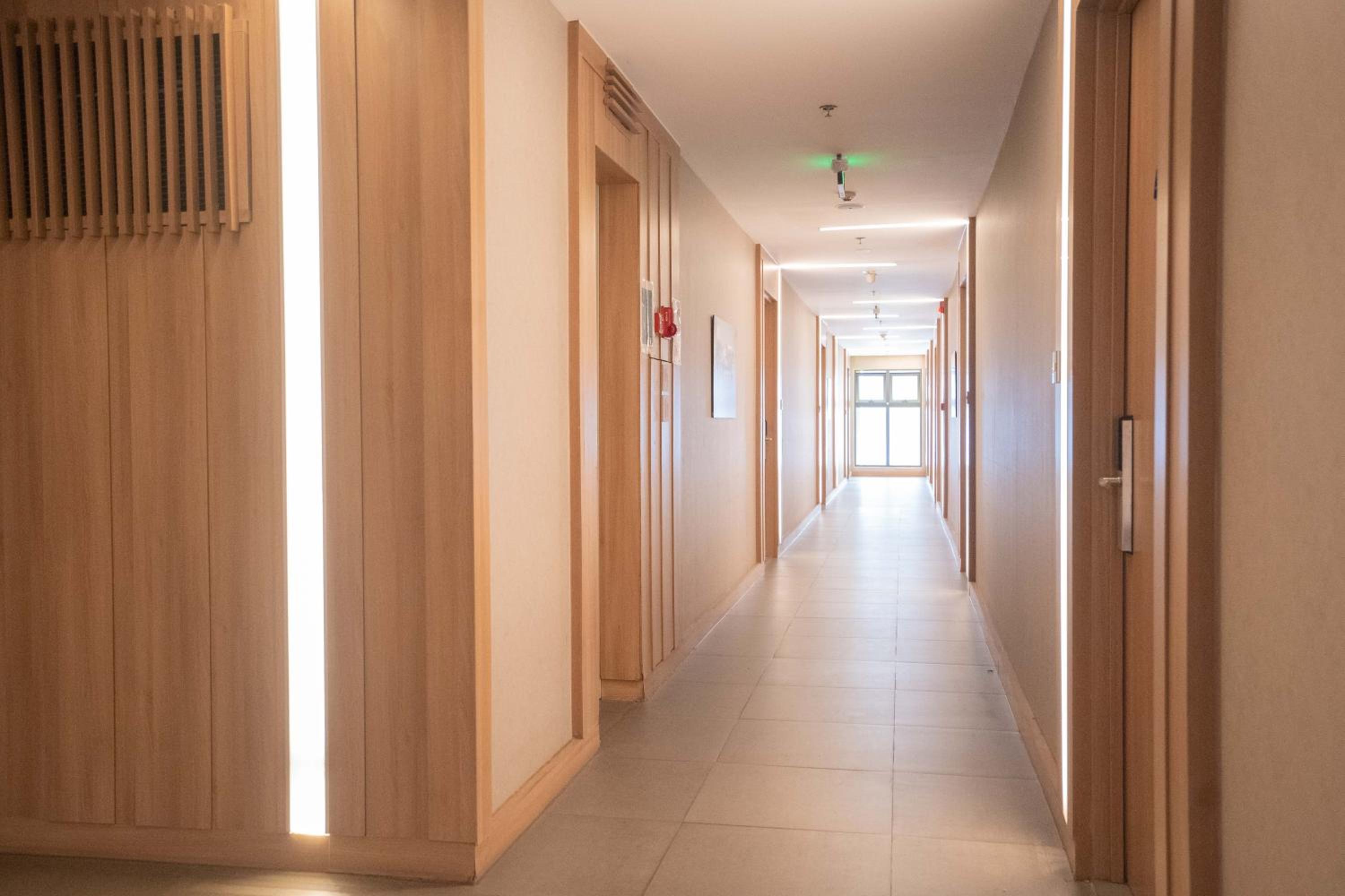 CĂN HỘ SÂN BAY - SÂN GOLF TÂN SƠN NHẤT- FREE POOL&GYM
