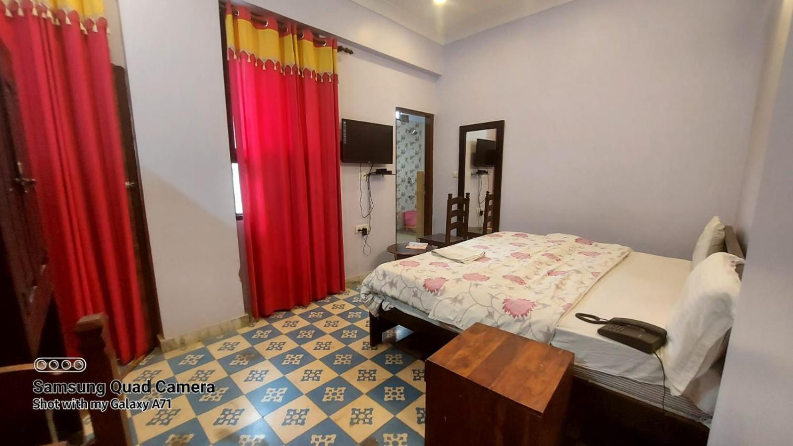 Rani Mahal Hotel