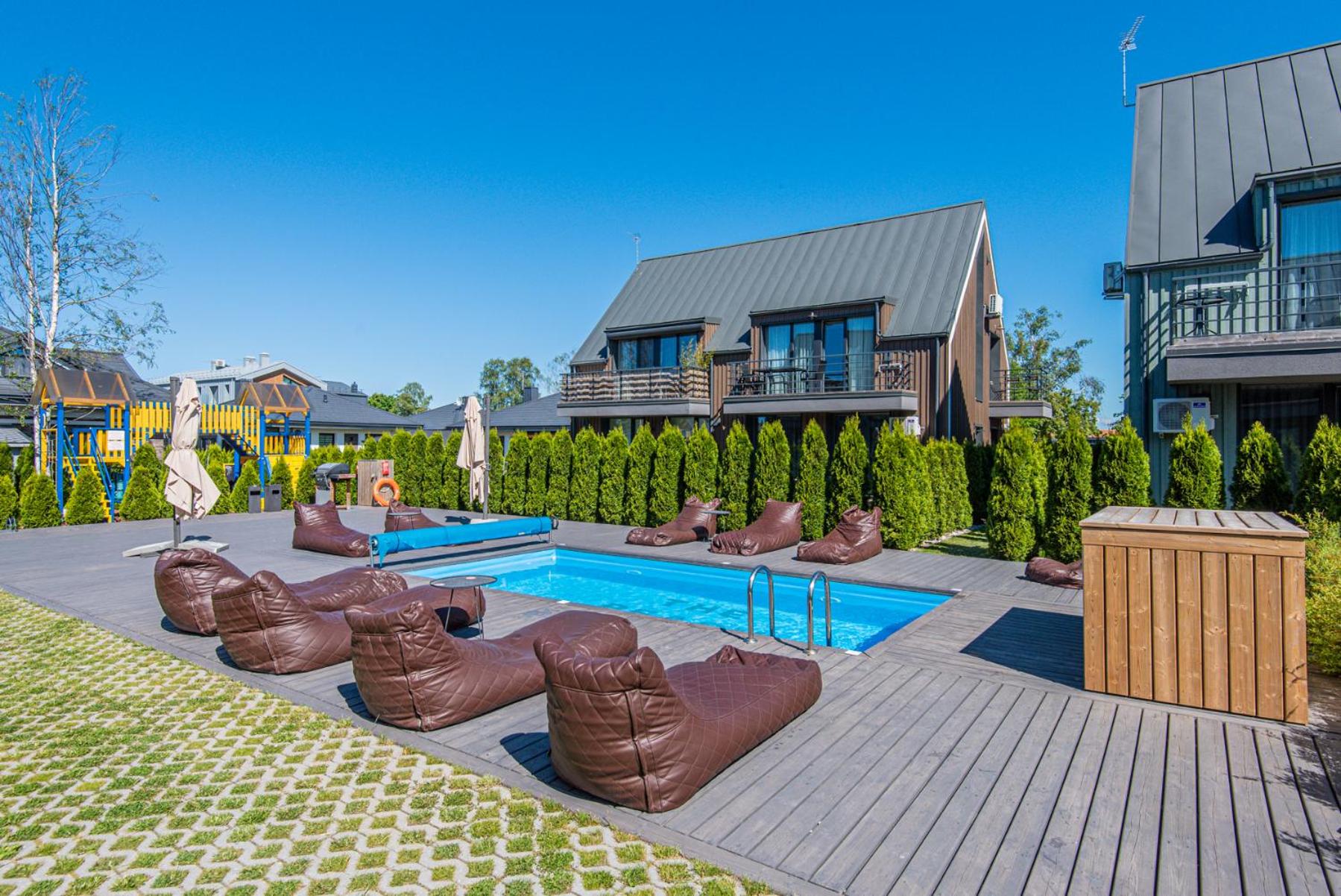 PRIVATE APARTMENT WITH TERRACE AND SWIMMING POOL view 5