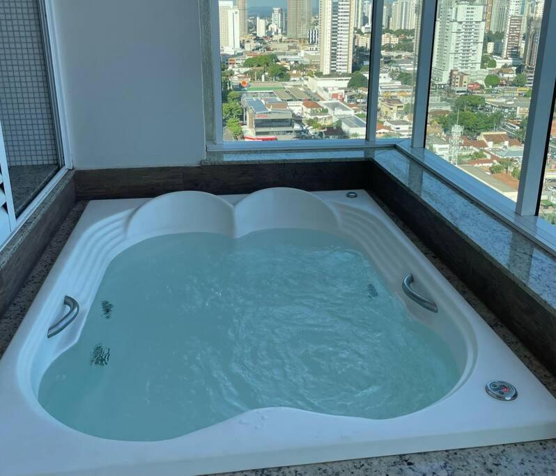 Jacuzzi aquecida na varanda!