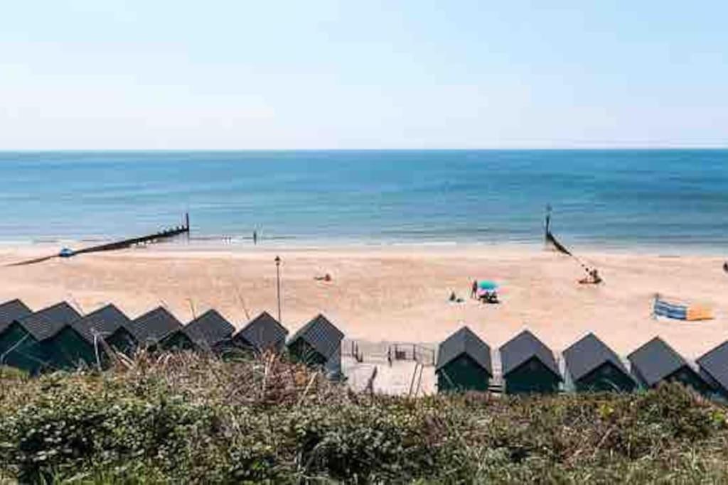 Bournemouth Sea Views, 2 Bed, lift, close to shops