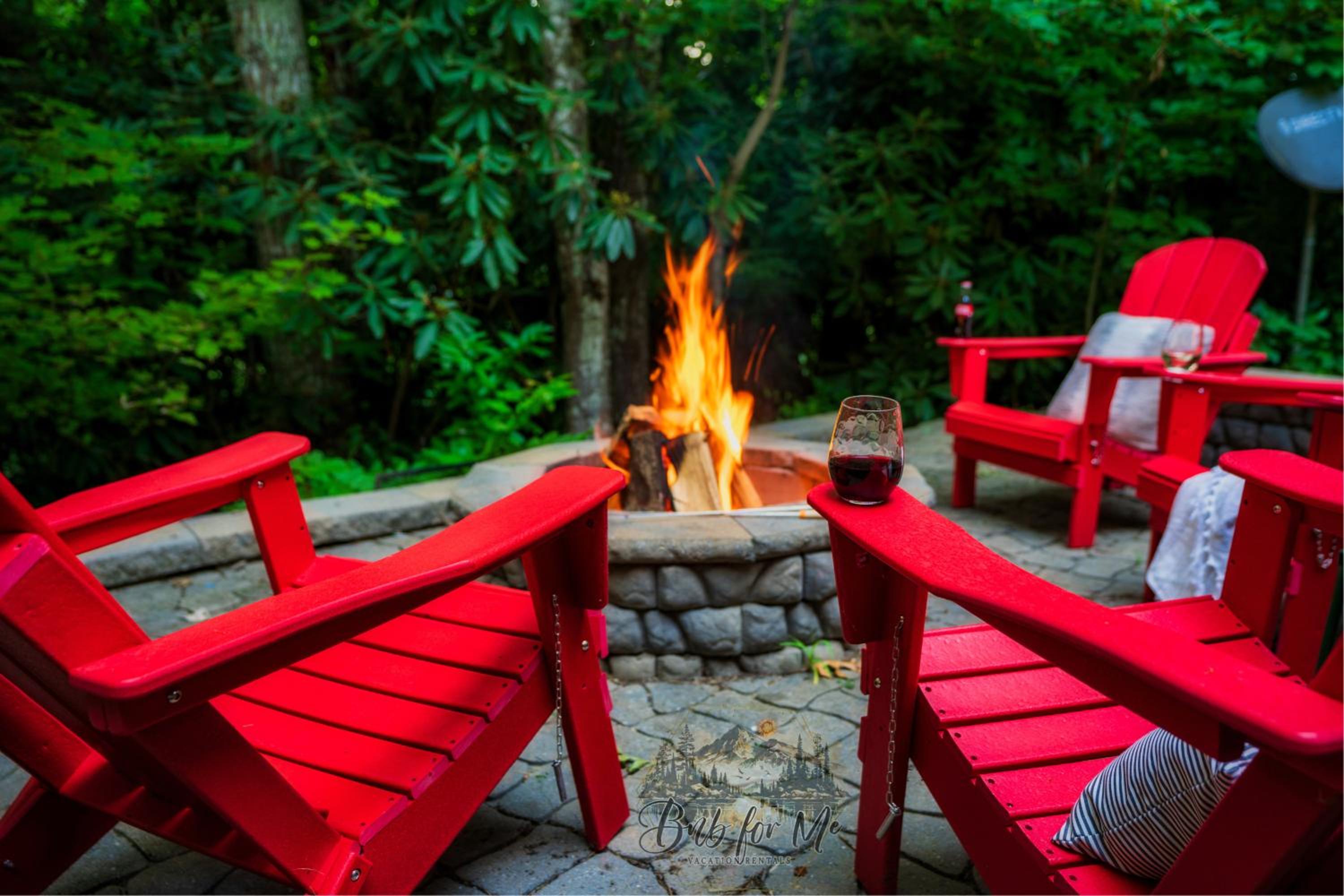 Beary Cozy Cabin - Nerf Battle, FirePit, Hot Tub, Arcade, Private, Close to Pigeon Forge - Property Image 10