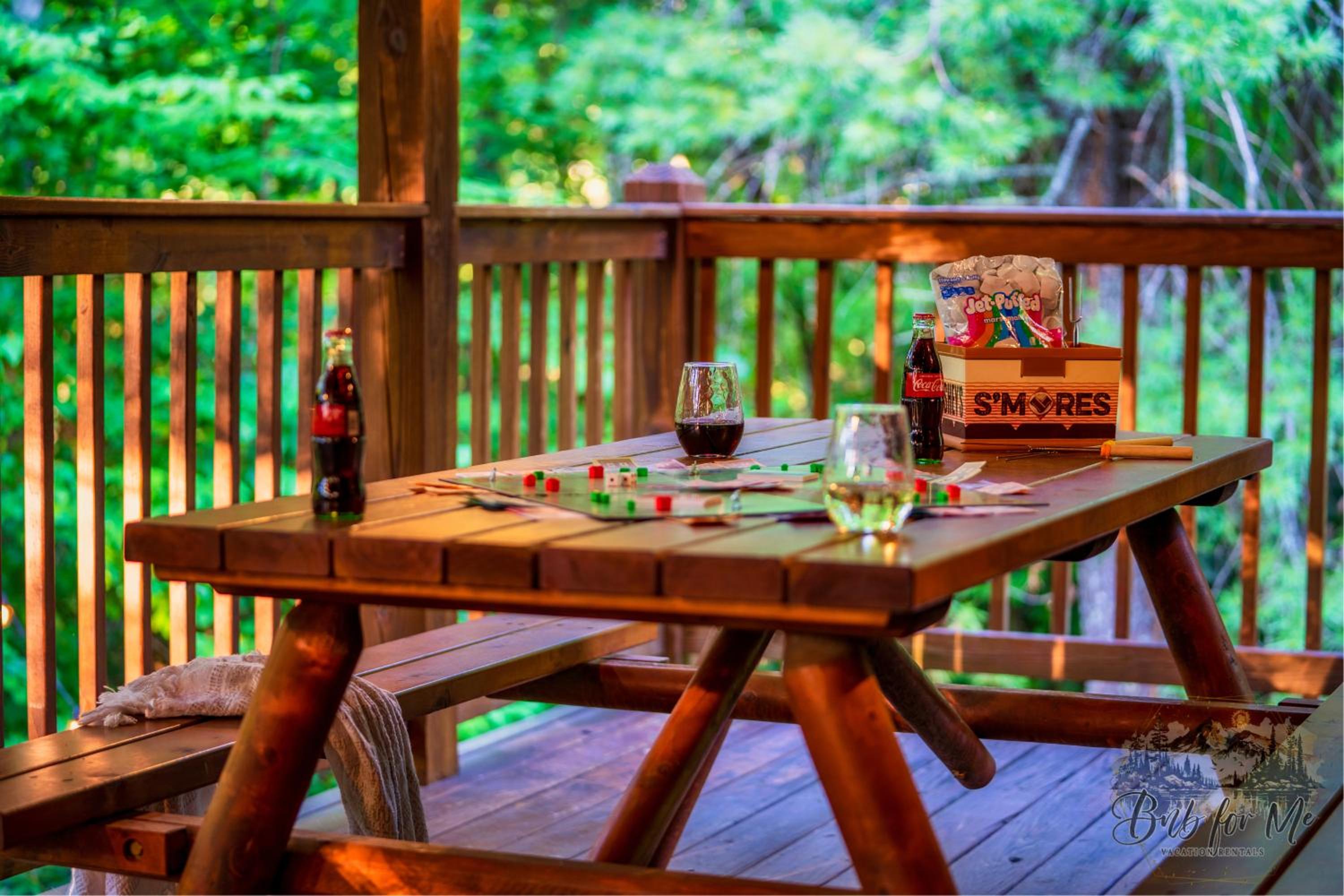 Beary Cozy Cabin - Nerf Battle, FirePit, Hot Tub, Arcade, Private, Close to Pigeon Forge - Property Image 3