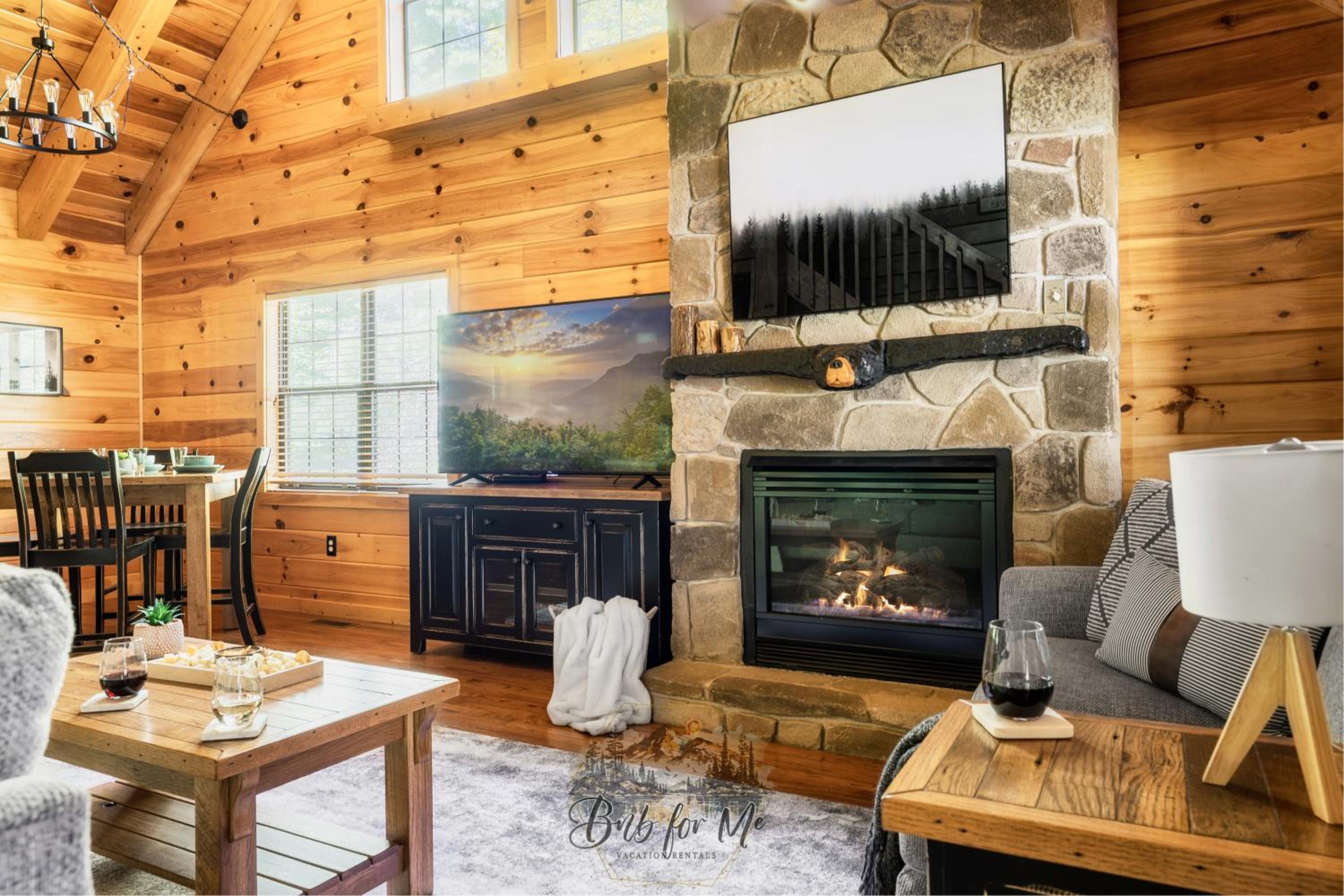 Beary Cozy Cabin - Nerf Battle, FirePit, Hot Tub, Arcade, Private, Close to Pigeon Forge - Property Image 7