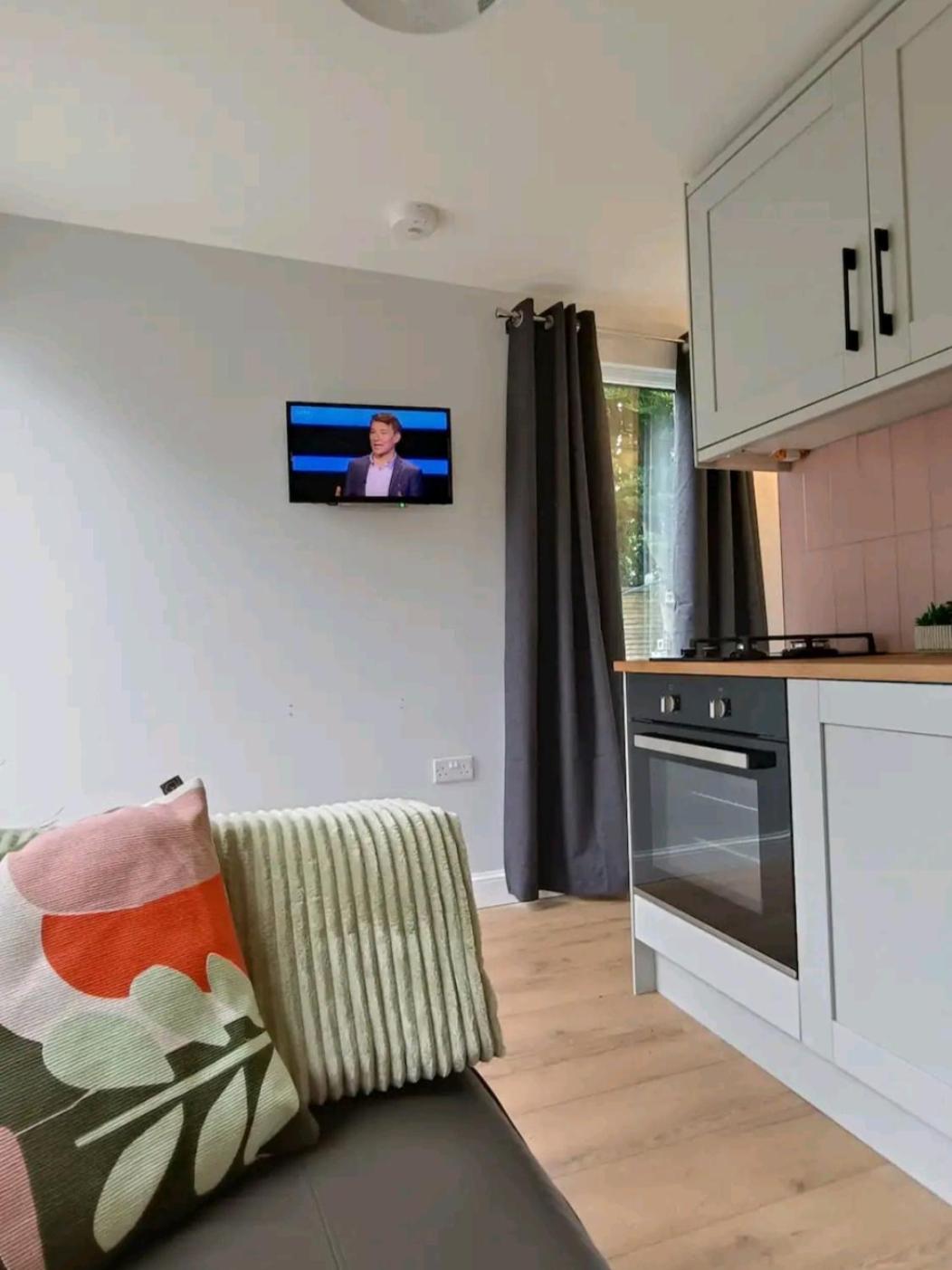 The Annex, Stratford Upon-Avon view 5