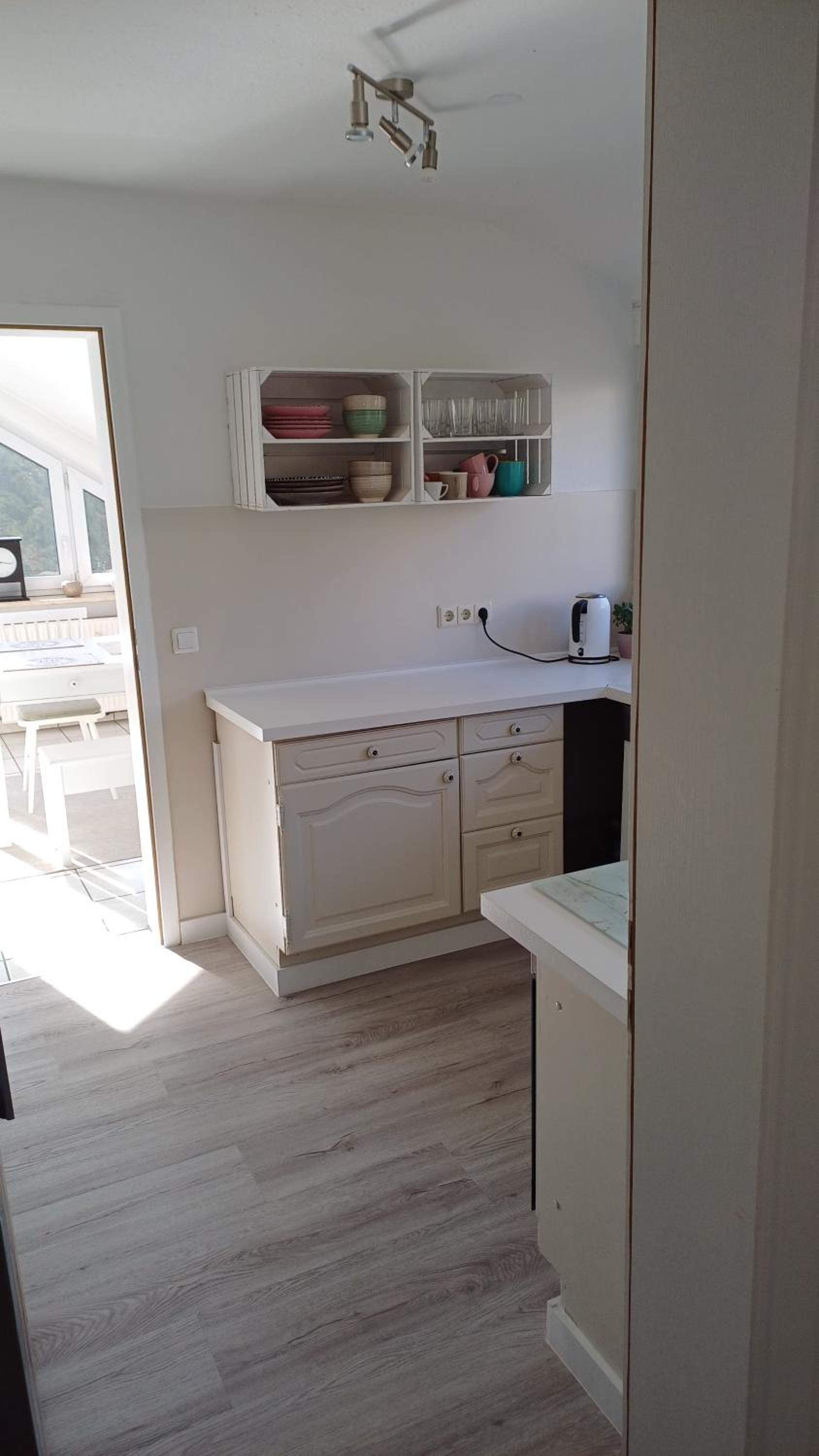Helle schöne Dachgeschosswohnung mit Balkon