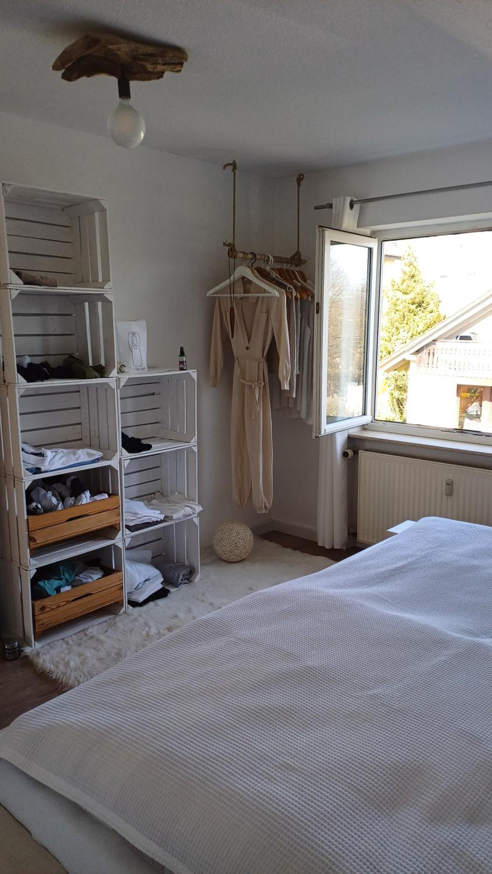 Helle schöne Dachgeschosswohnung mit Balkon